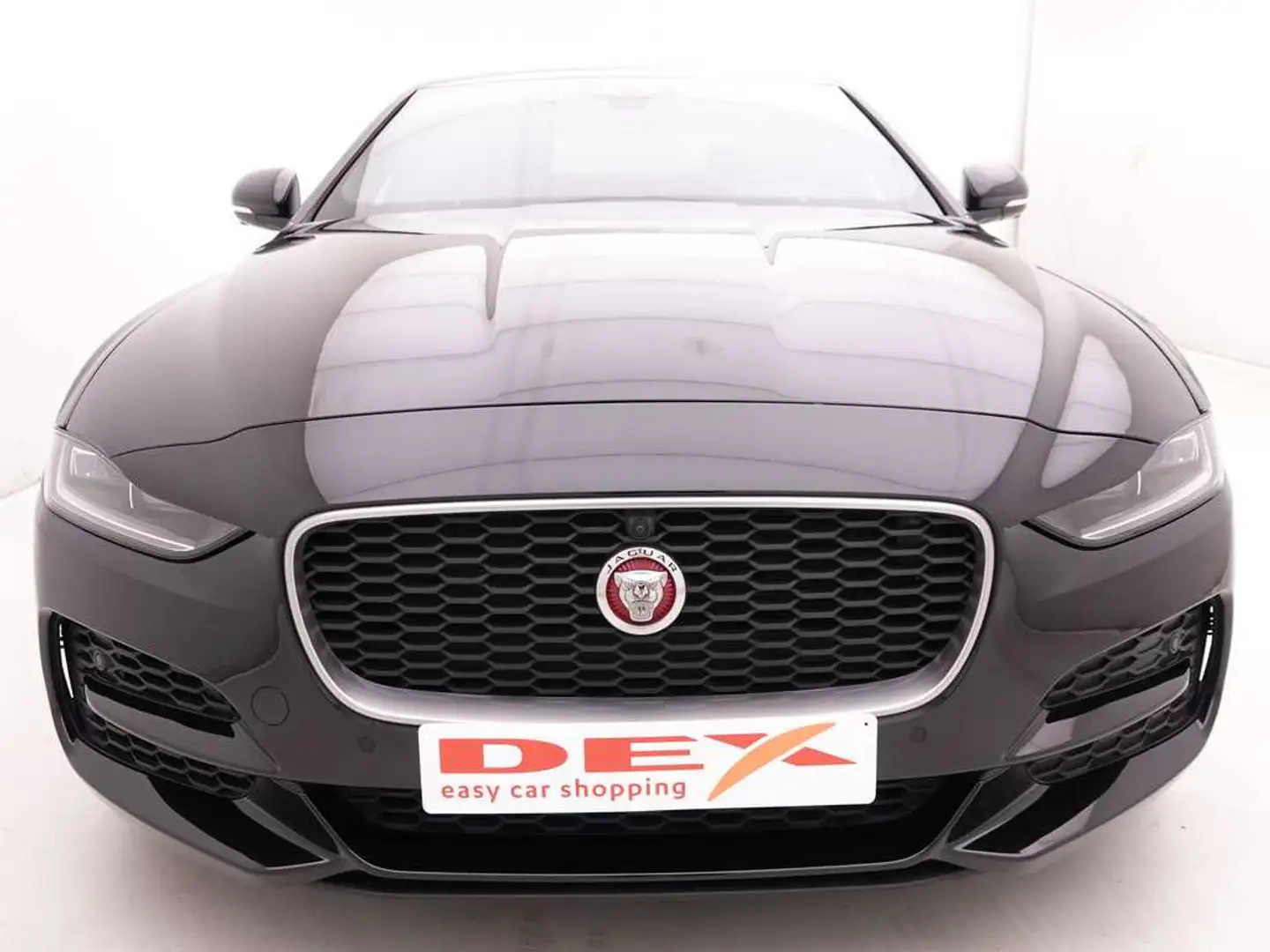 Jaguar XE P250 AT S + GPS Pro Touch 10 + Head Up + Leather + Zwart - 2