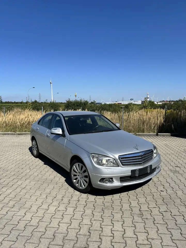 Mercedes-Benz C 320