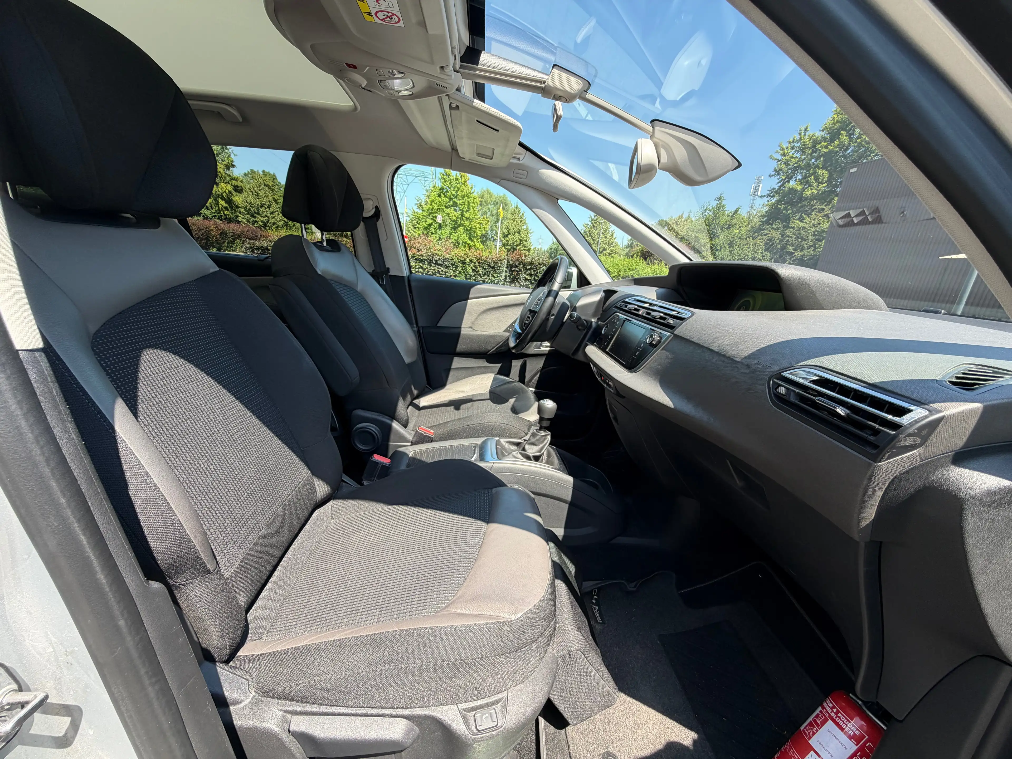 Citroen Grand C4 Picasso Grand C4 Picasso 1.6 BlueHDi exclusive 7 places carnet complet — photo 6