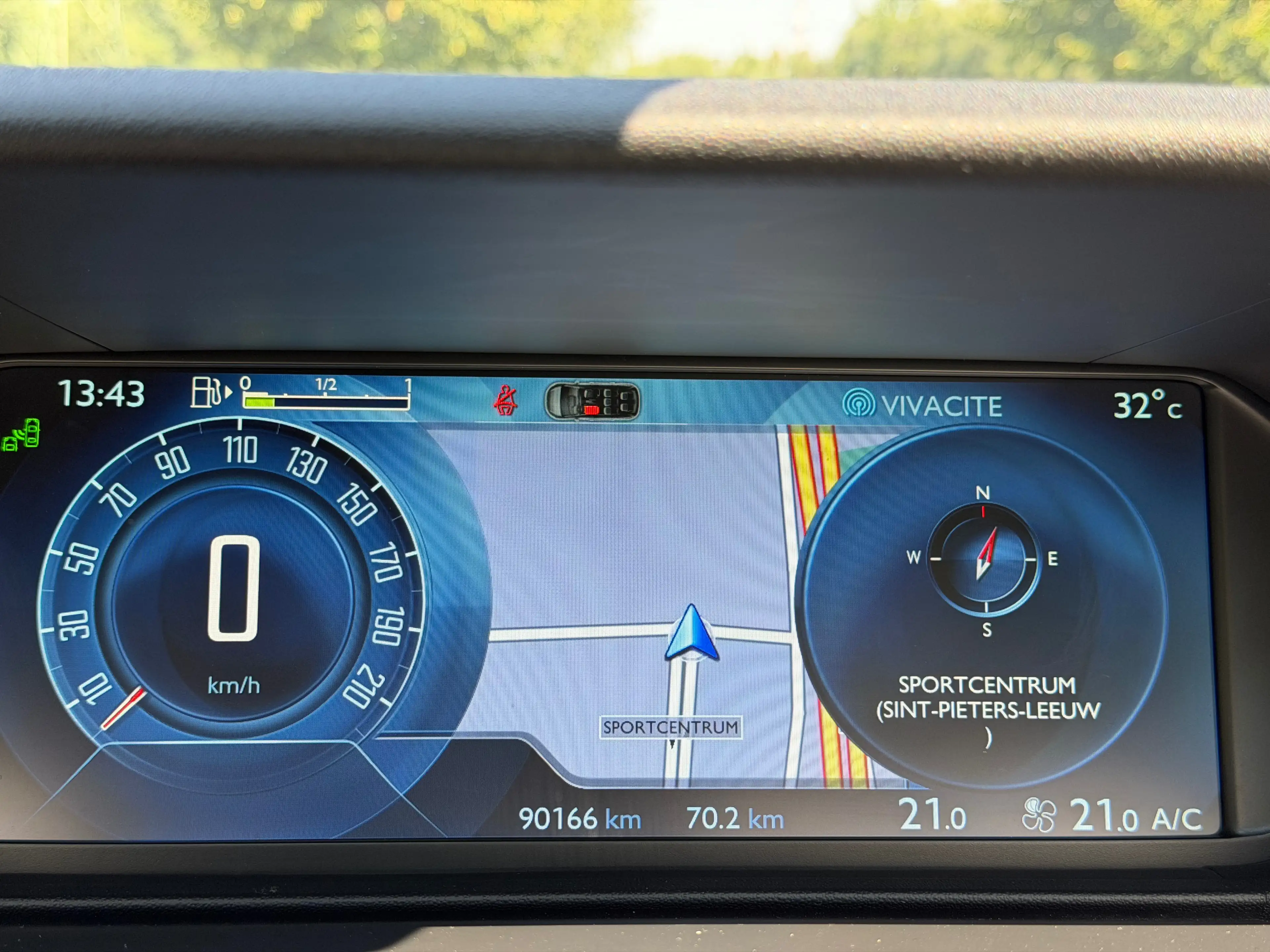 Citroen Grand C4 Picasso Grand C4 Picasso 1.6 BlueHDi exclusive 7 places carnet complet — photo 11