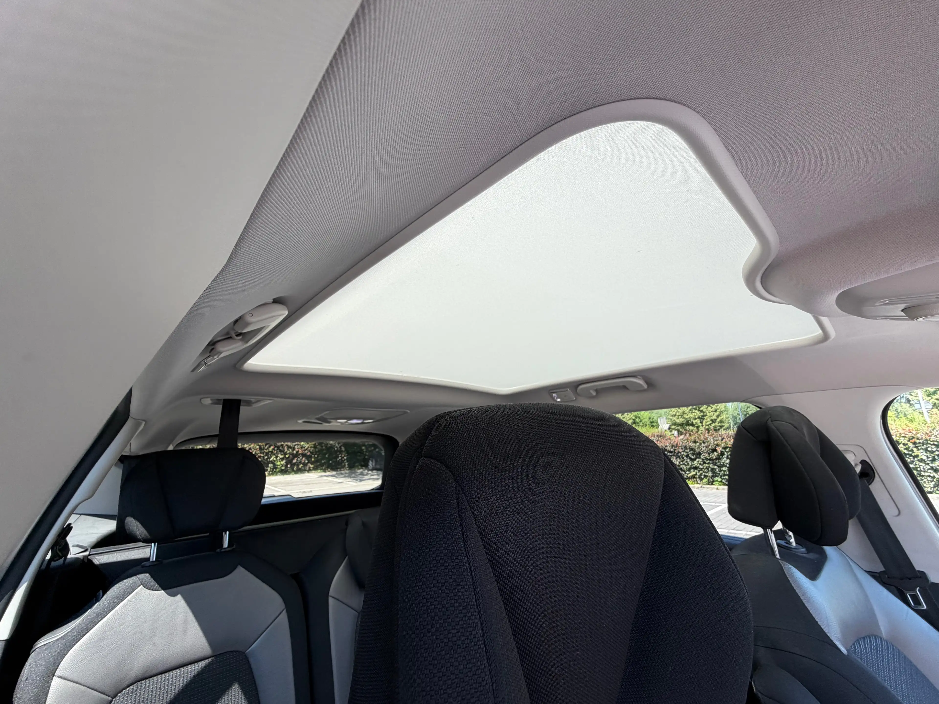 Citroen Grand C4 Picasso Grand C4 Picasso 1.6 BlueHDi exclusive 7 places carnet complet — photo 7