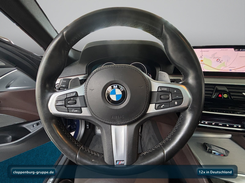 BMW 550 M550d xDrive Touring — photo 13