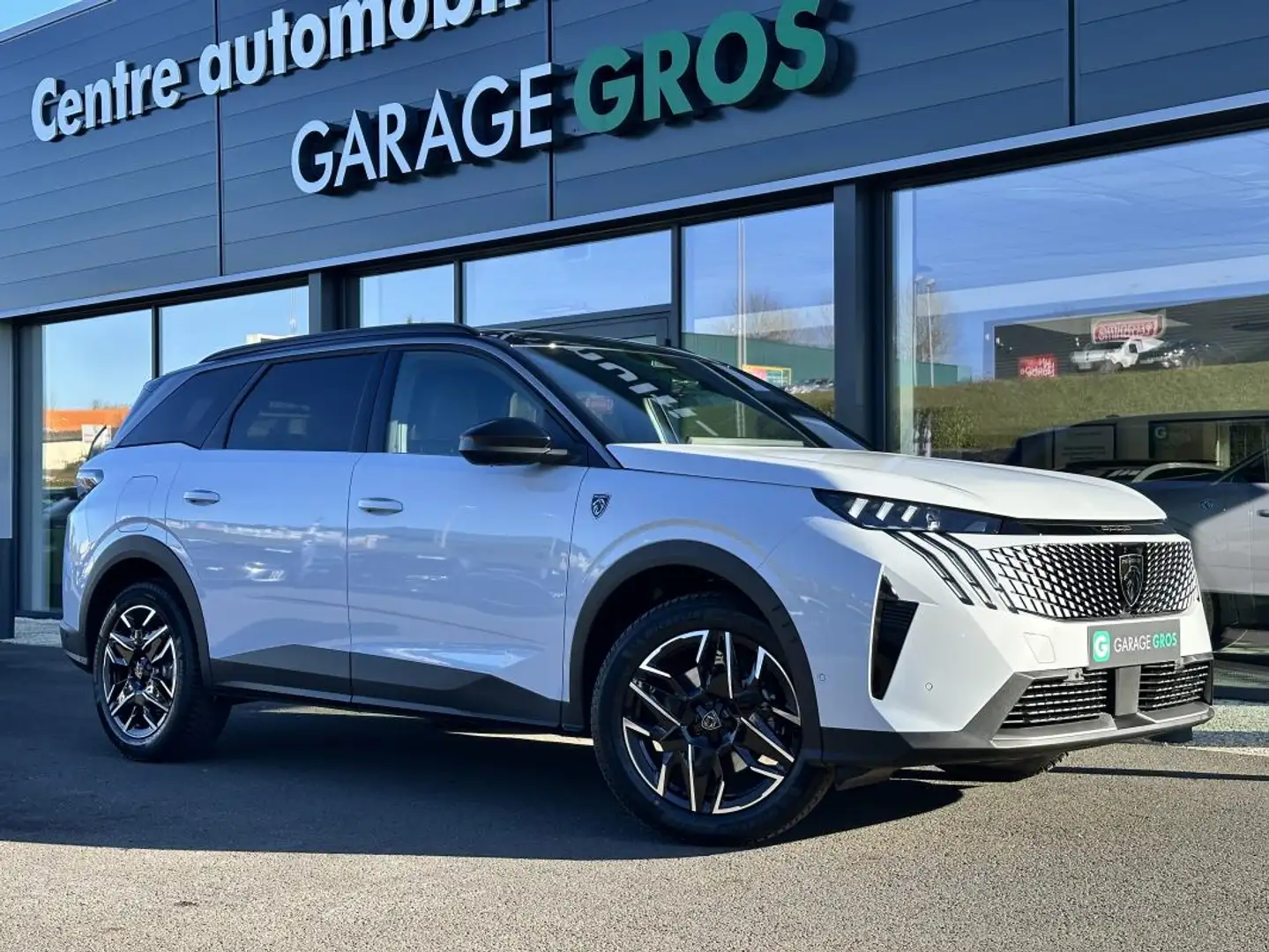 Peugeot 5008 Hybrid 136 e-DCS6 GT Blanc - 1