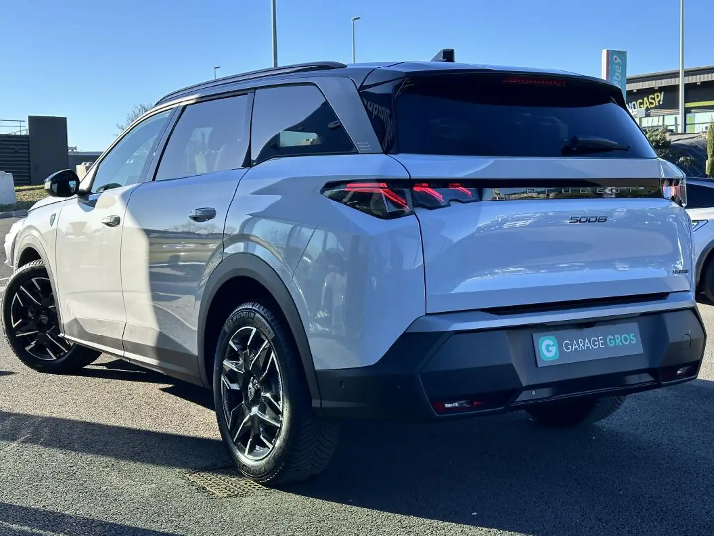 Peugeot 5008 Hybrid 136 e-DCS6 GT Blanc - 2