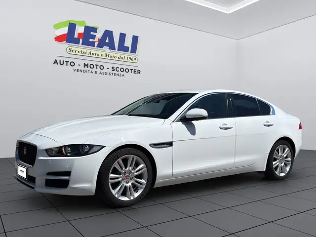 Jaguar XE JAGUAR XE 2.0 D 180cv 6m   - PURE BUSINESS EDITION -