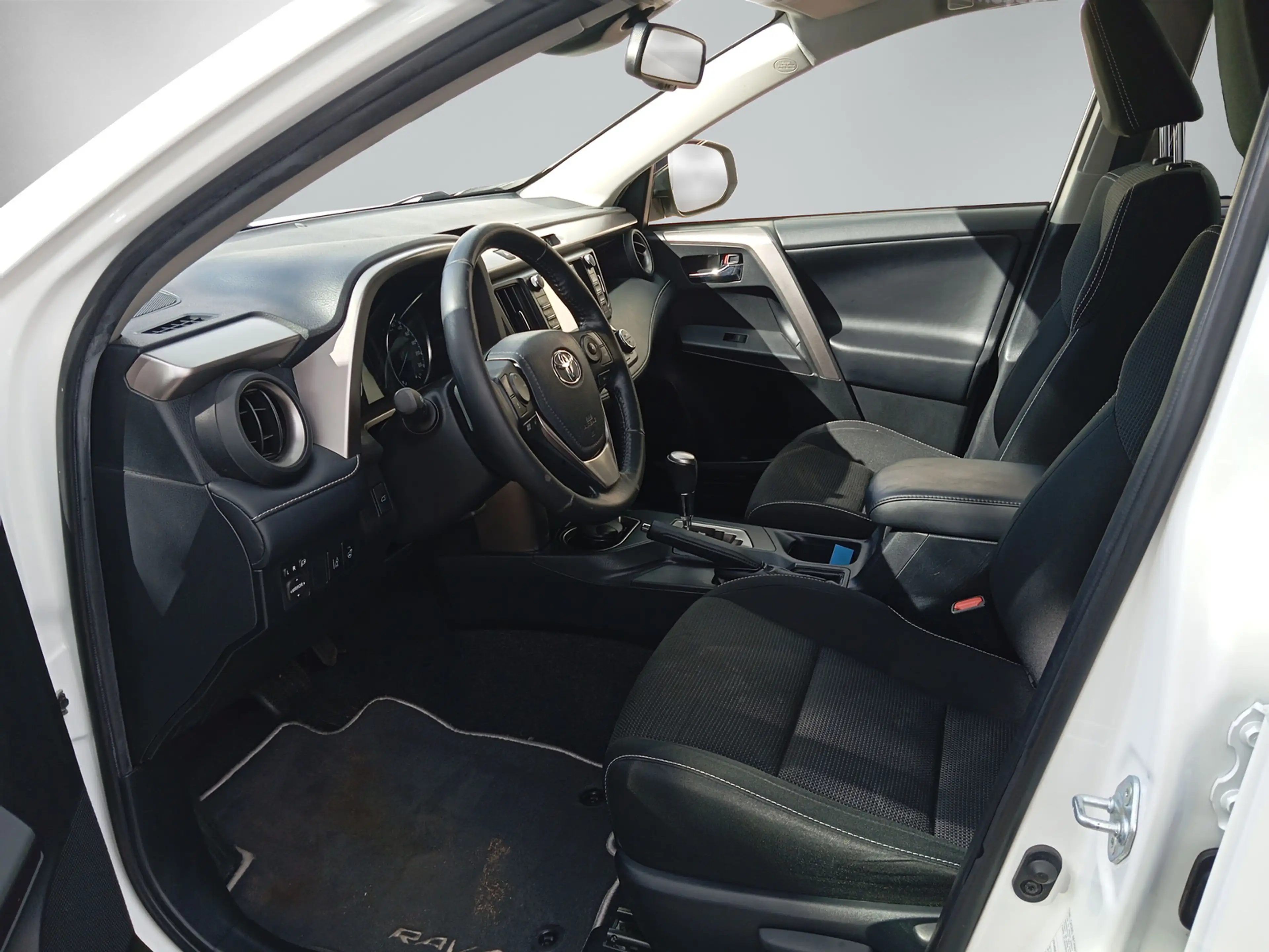 Toyota RAV4 RAV 4 2,5 Hybrid Team Deutschland 1. Hand — photo 8