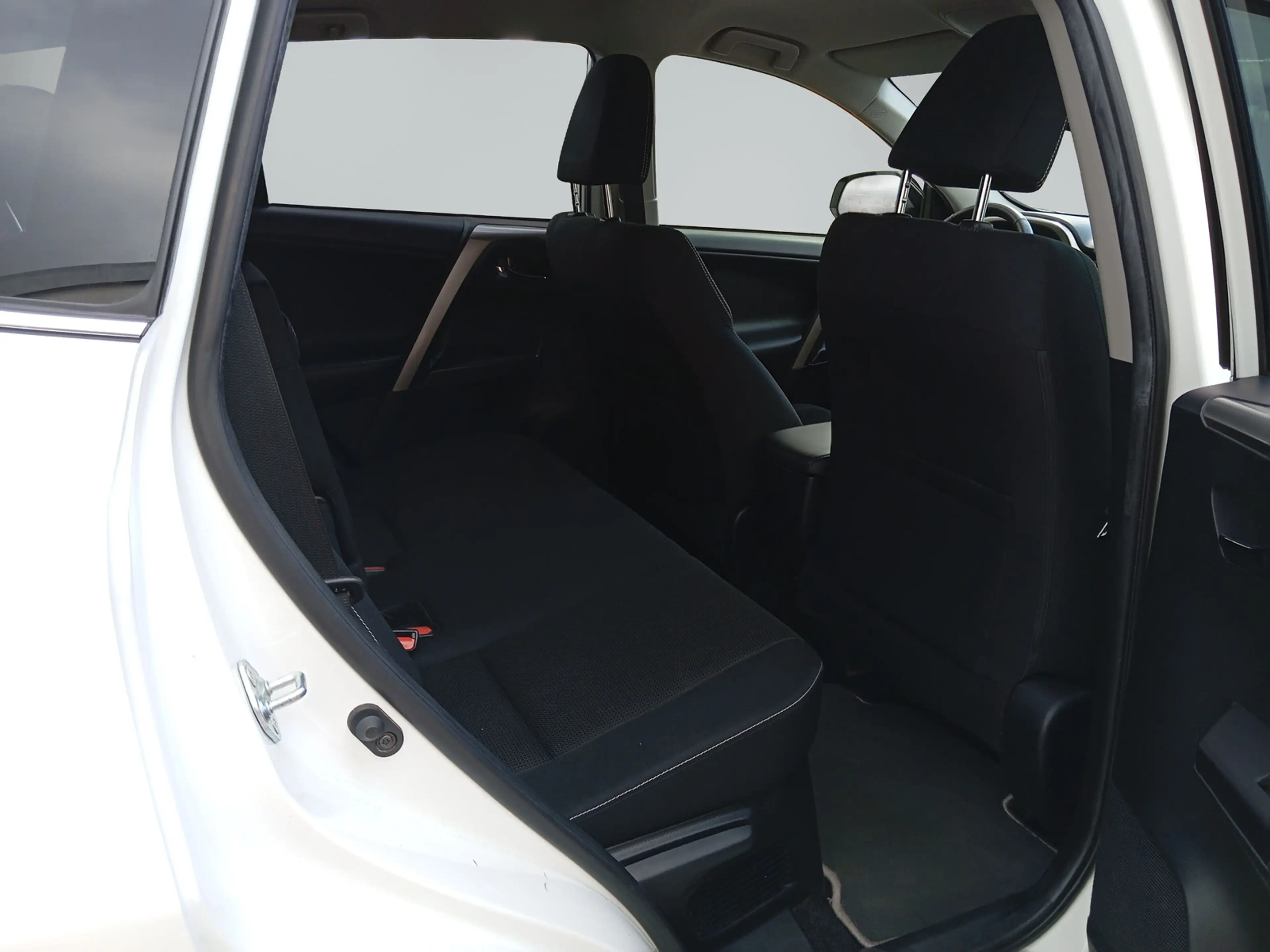 Toyota RAV4 RAV 4 2,5 Hybrid Team Deutschland 1. Hand — photo 10