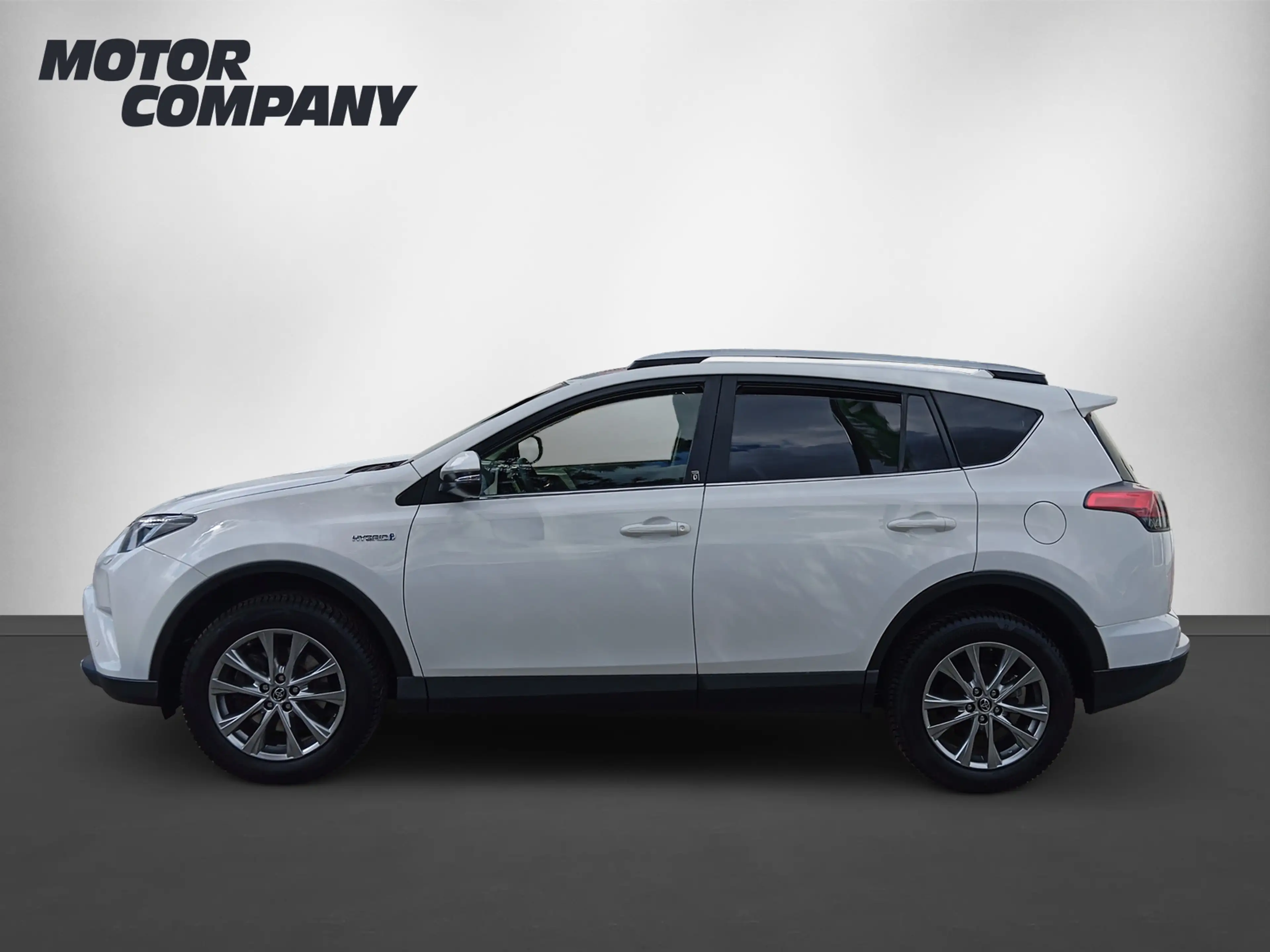 Toyota RAV4 RAV 4 2,5 Hybrid Team Deutschland 1. Hand — photo 3