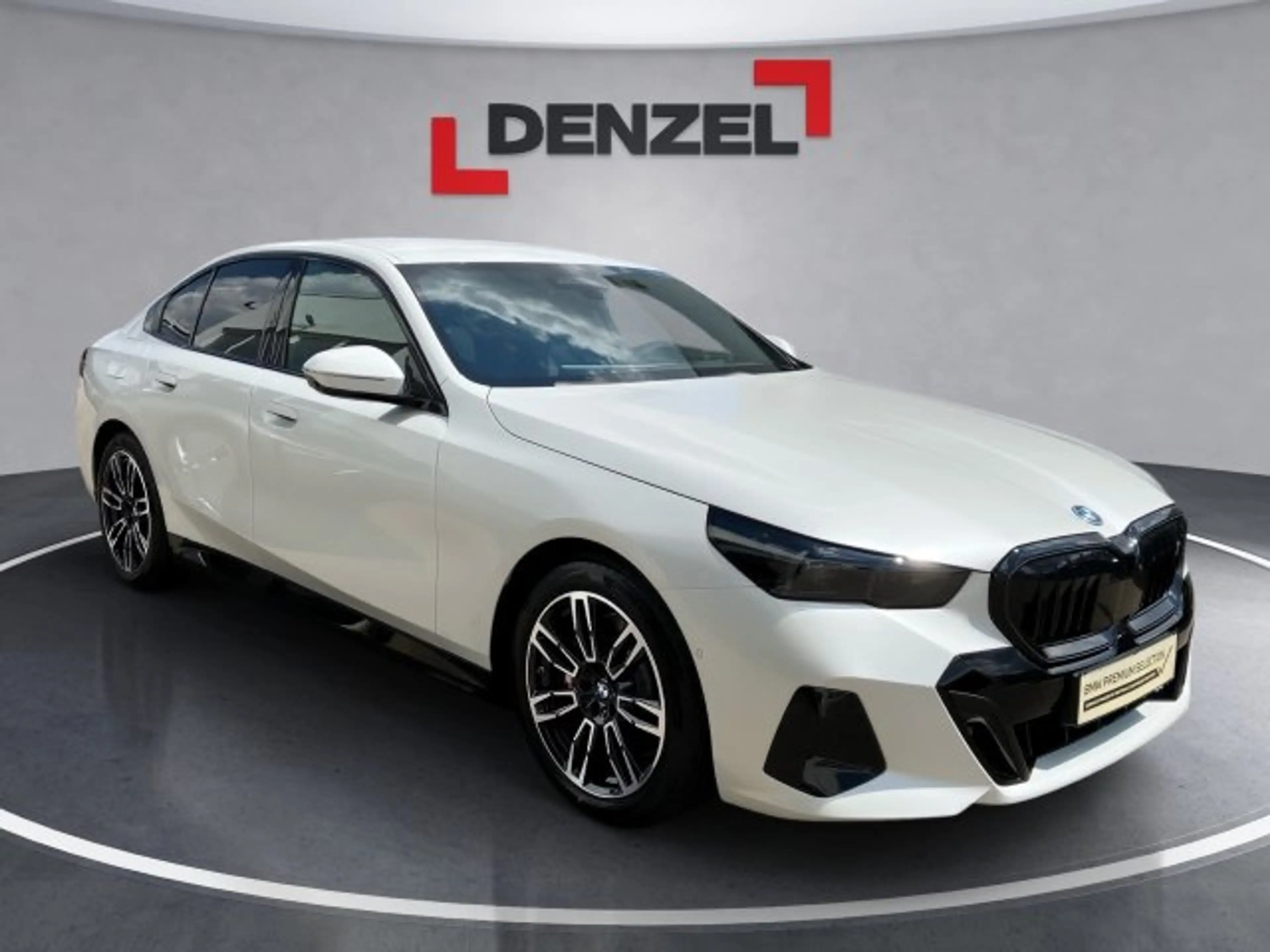 BMW i5 eDrive40 Limousine — photo 6