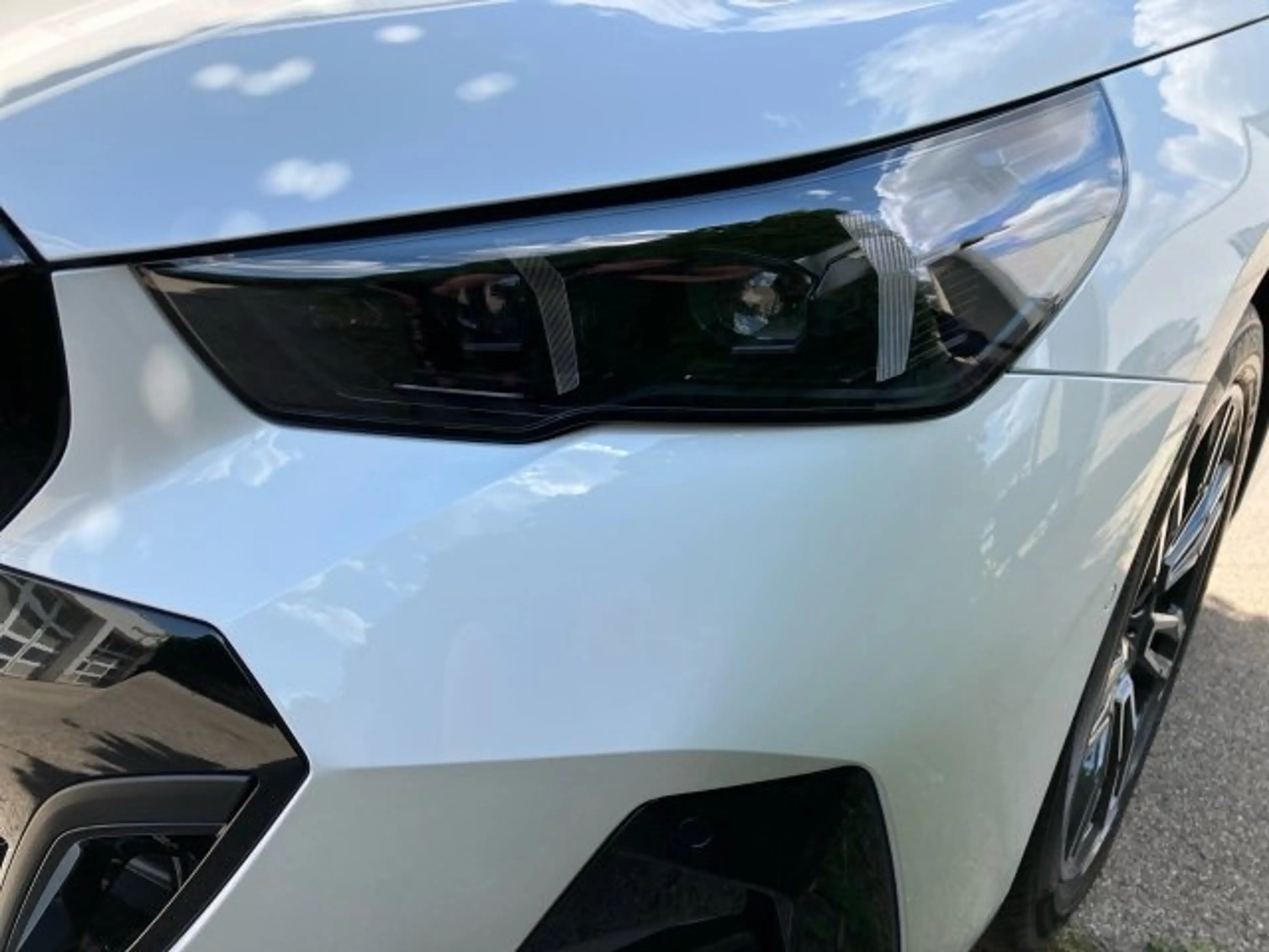BMW i5 eDrive40 Limousine — photo 7