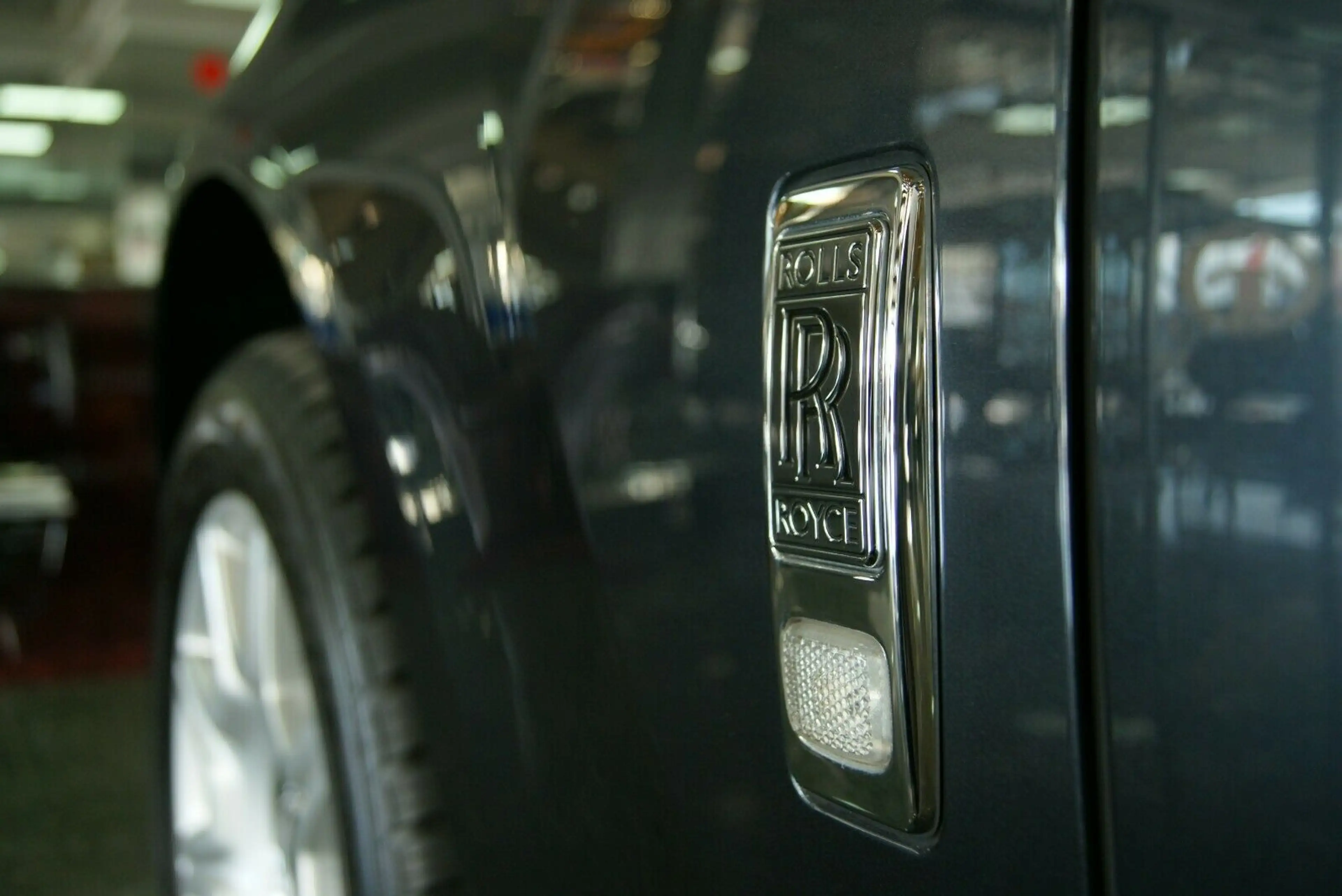 Rolls-Royce Ghost SWB V12+Panoroof+Comfort Entry+Theatre — photo 13
