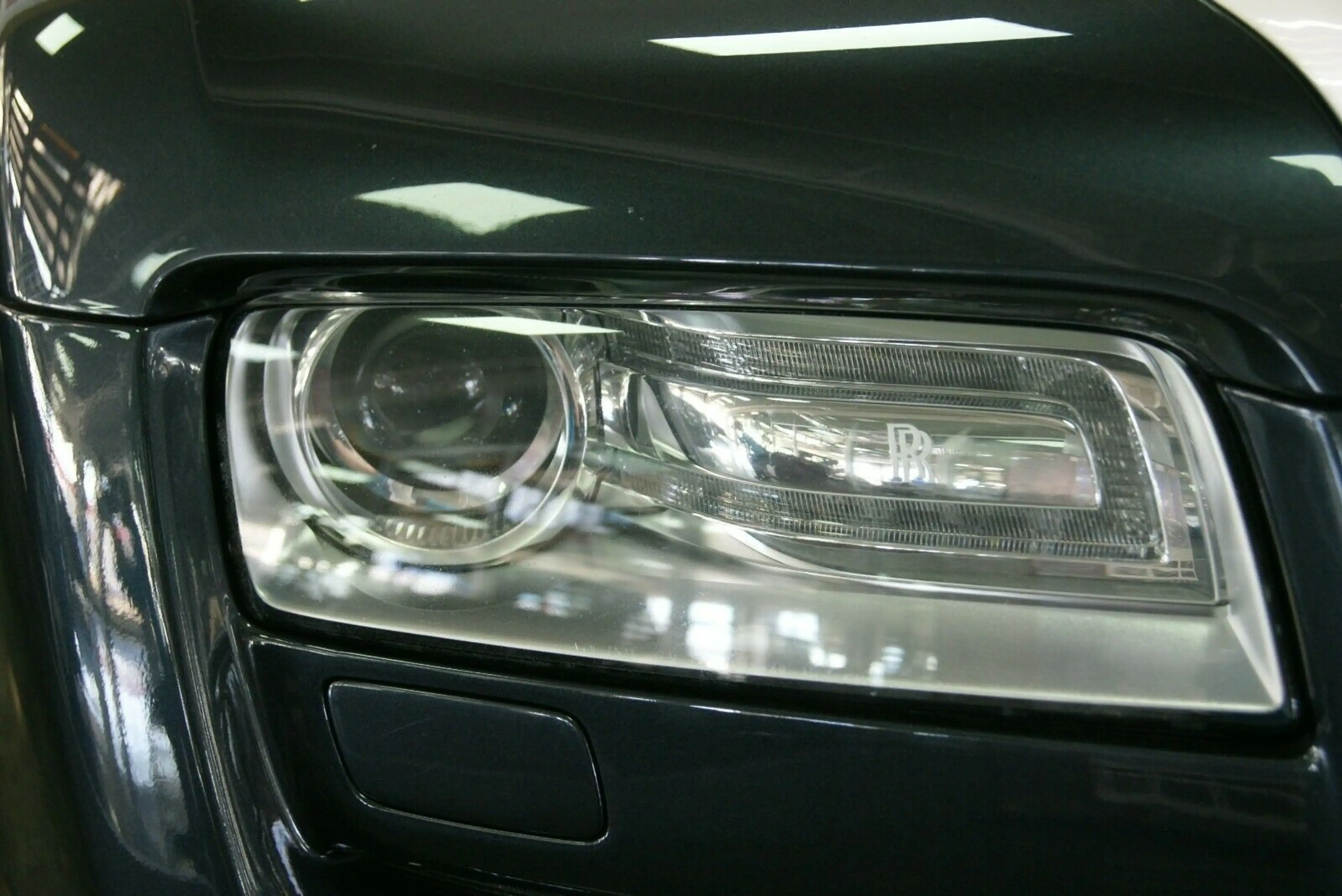 Rolls-Royce Ghost SWB V12+Panoroof+Comfort Entry+Theatre — photo 14