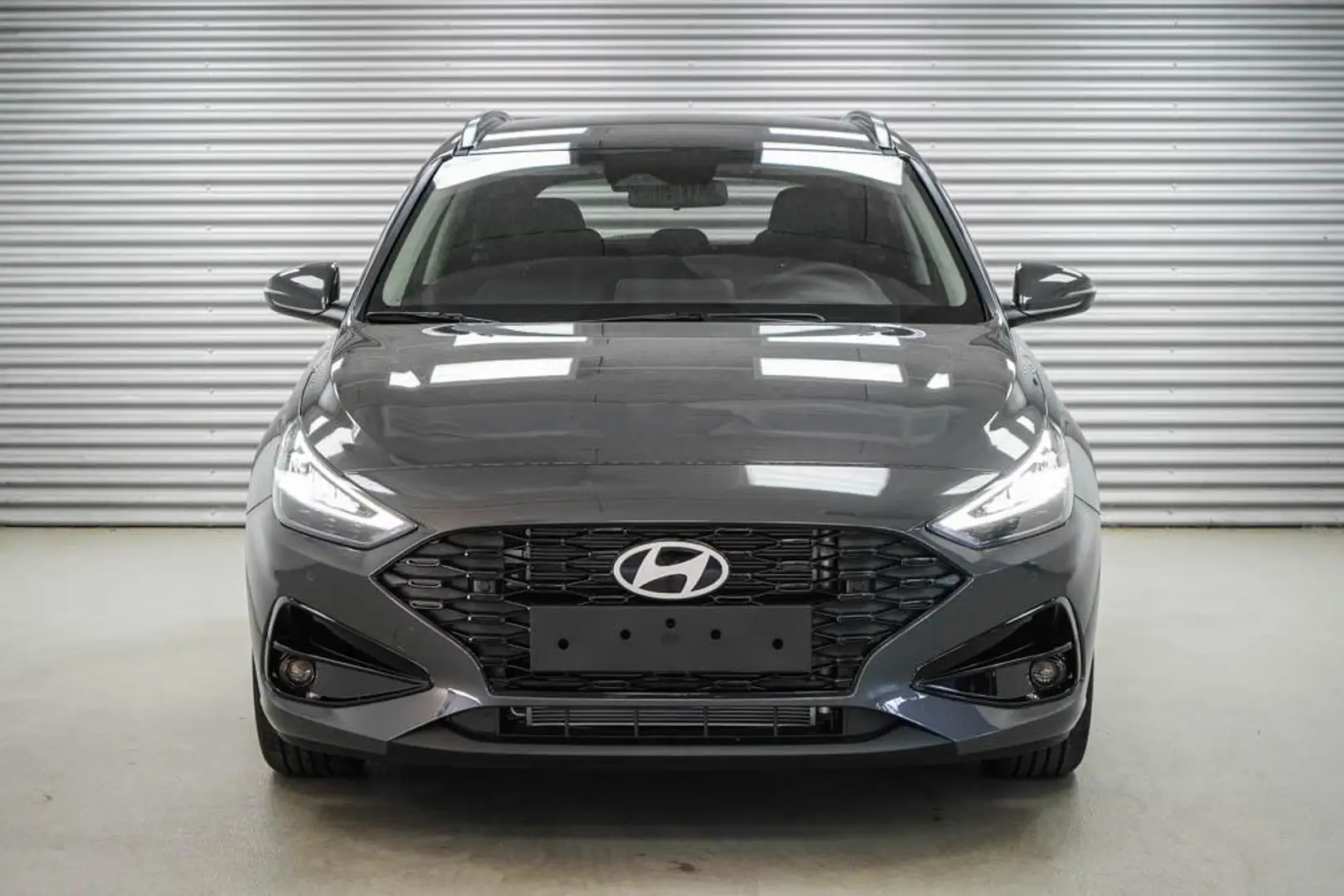 Hyundai i30 Kombi 1,0 T-GDI Go - LAGER 85 kW (116 PS), Scha... Grau - 2