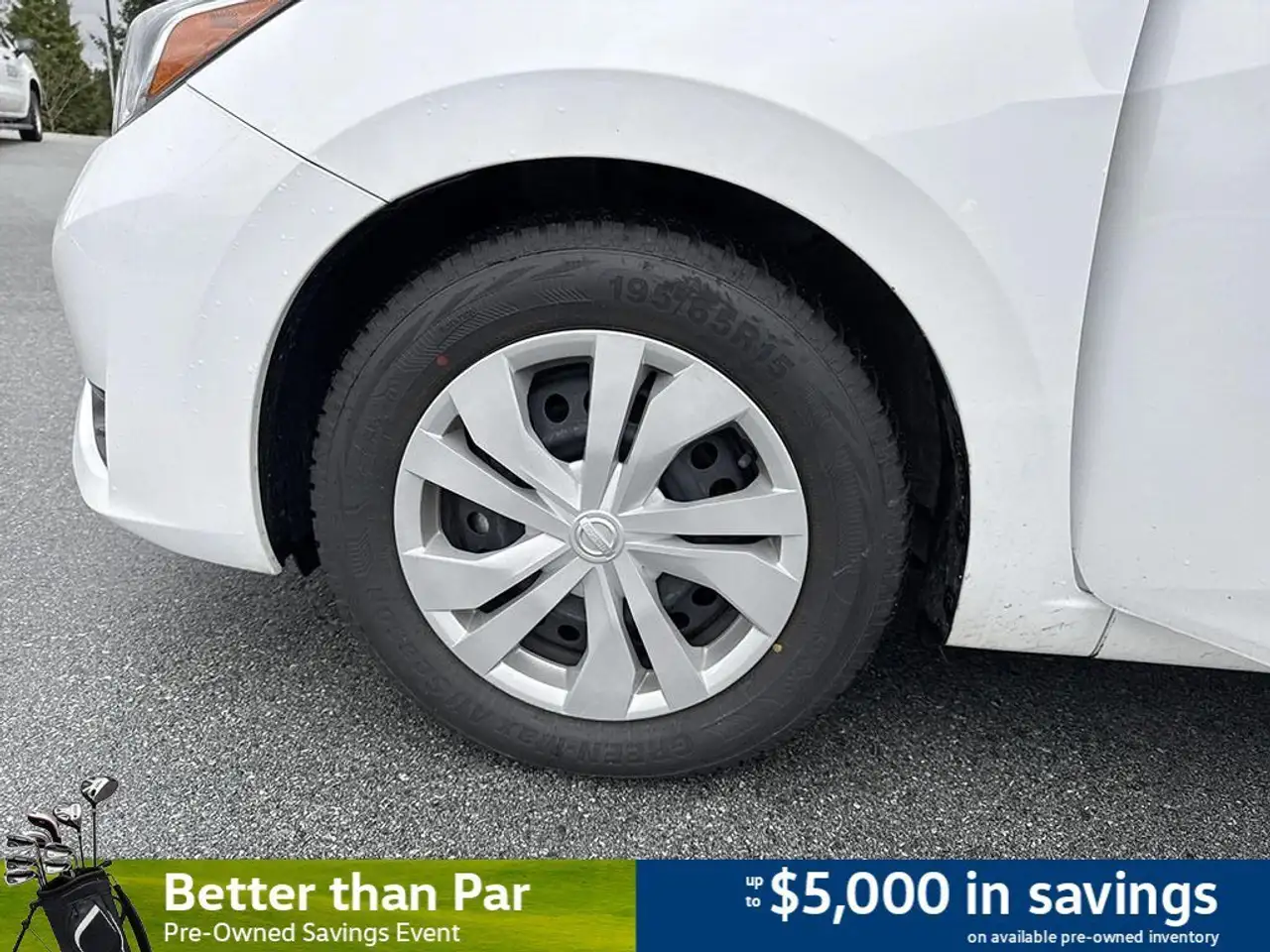 Nissan Versa снимка Nissan Versa