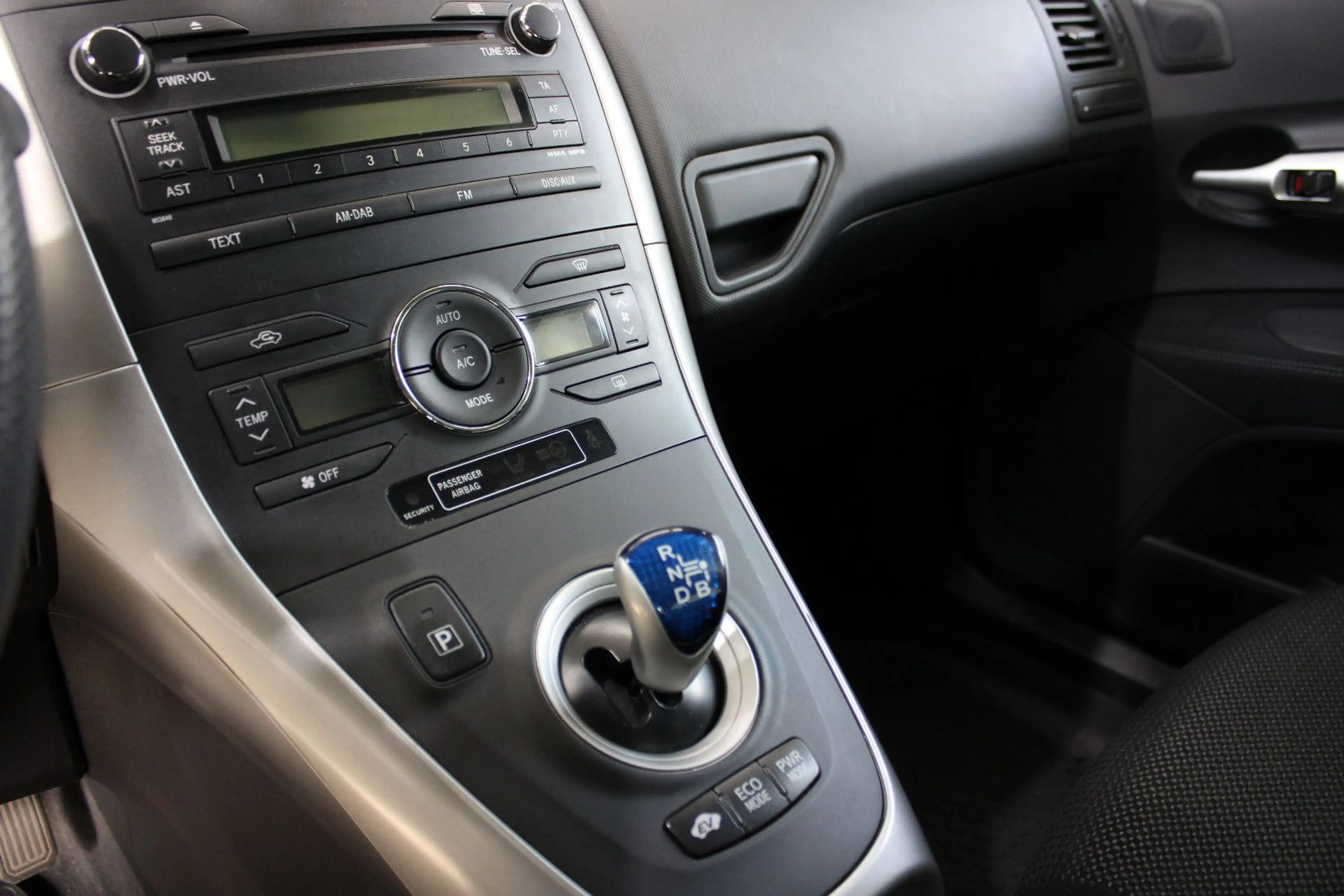 Toyota Auris 1.8 Hybrid/Benzin, Edition,Kamera — photo 10