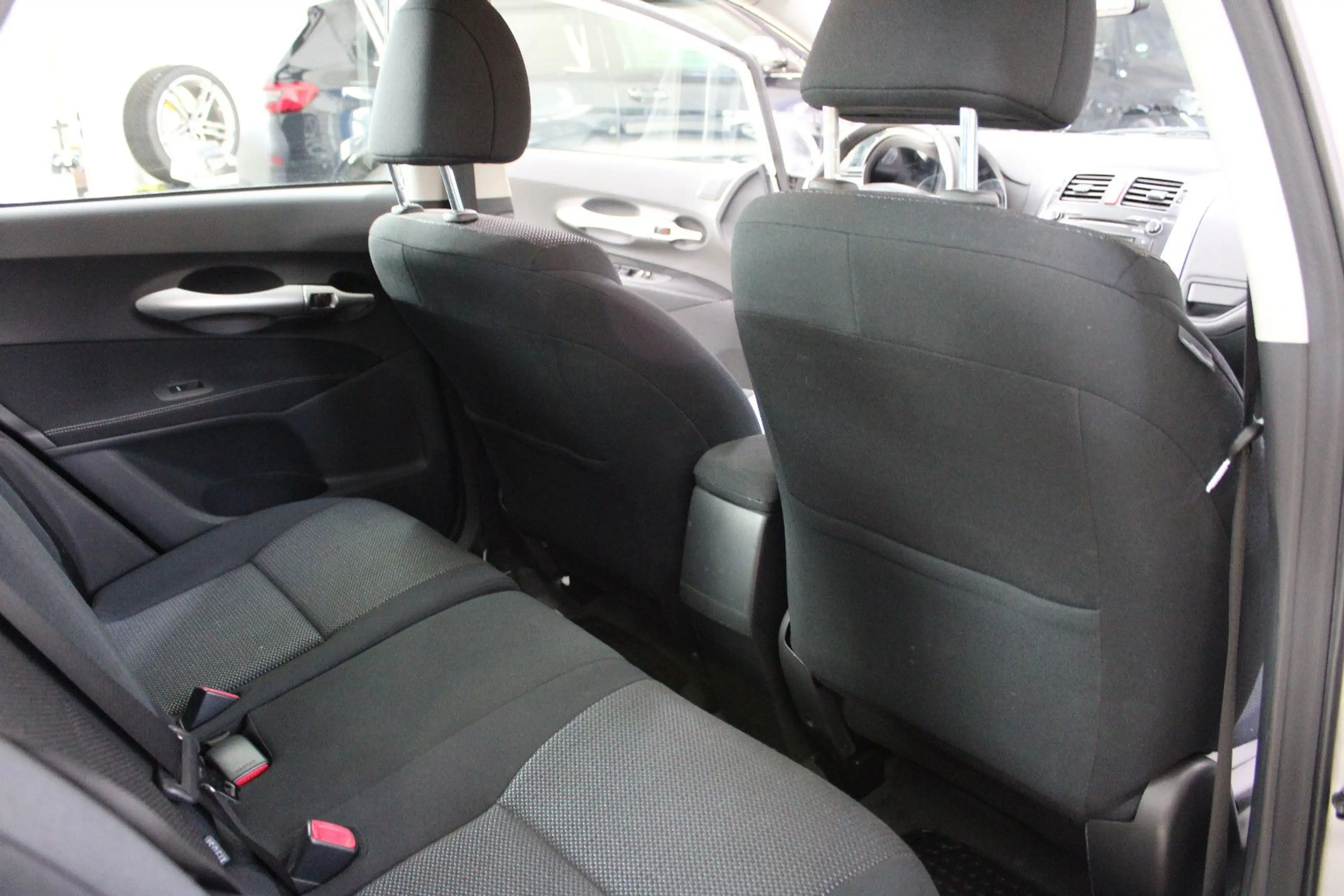 Toyota Auris 1.8 Hybrid/Benzin, Edition,Kamera — photo 12