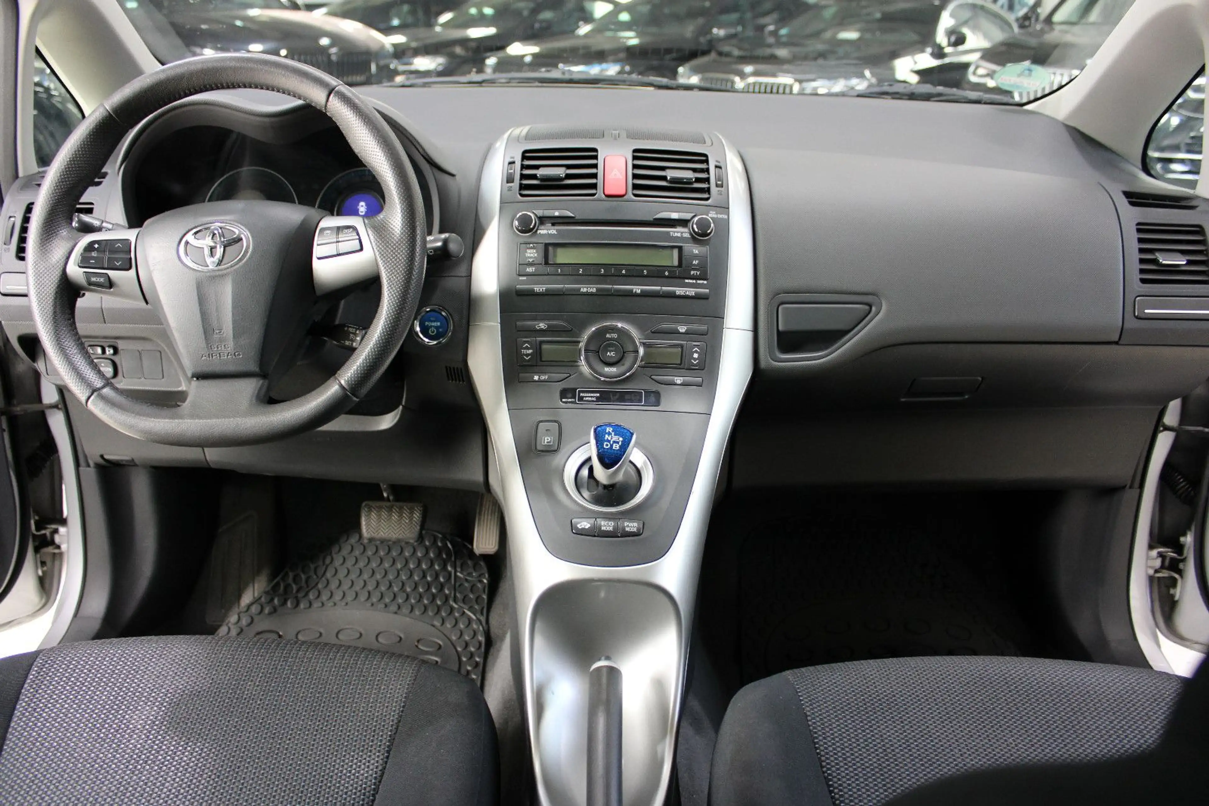 Toyota Auris 1.8 Hybrid/Benzin, Edition,Kamera — photo 8