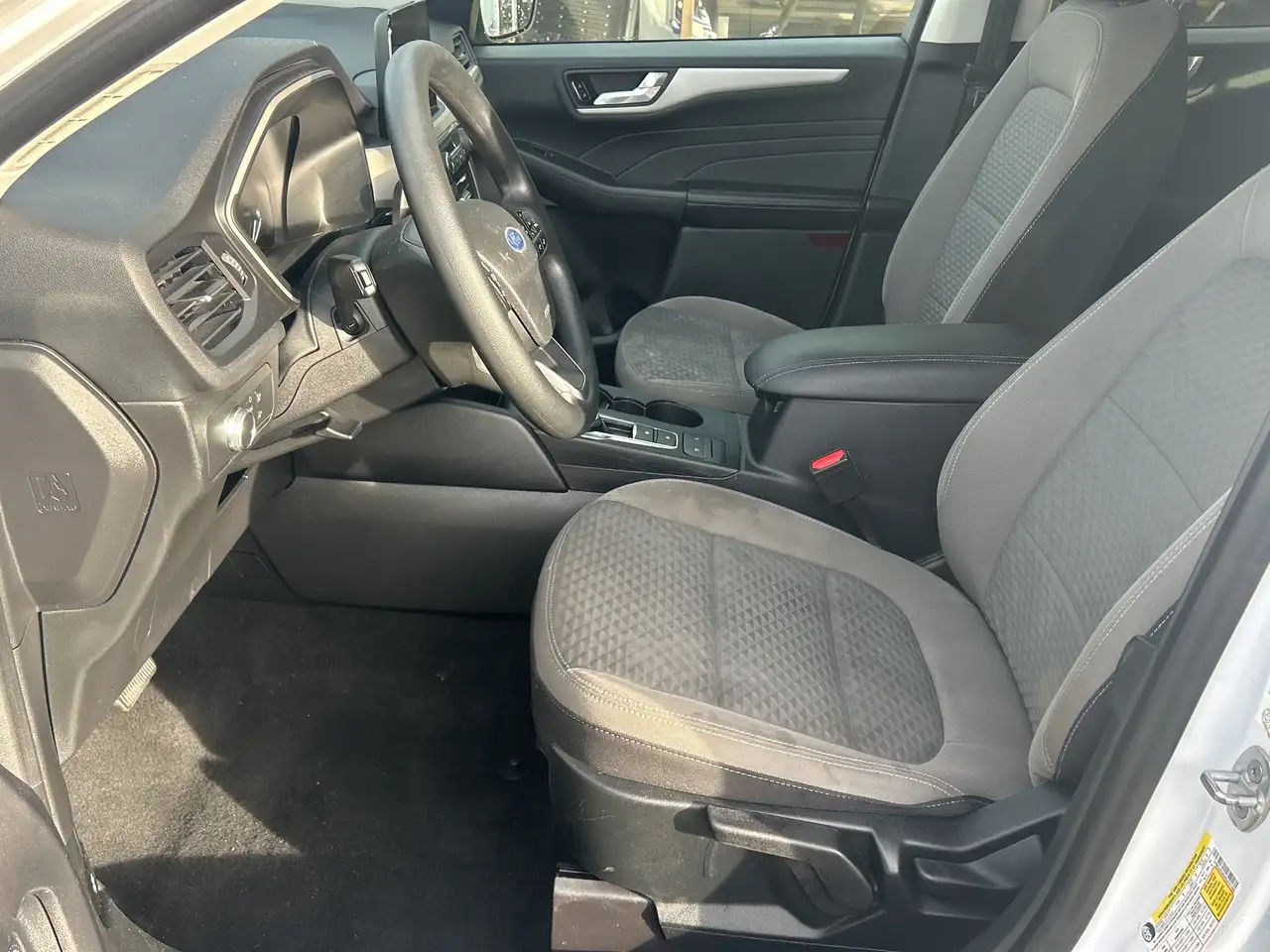 Ford Escape снимка Ford Escape