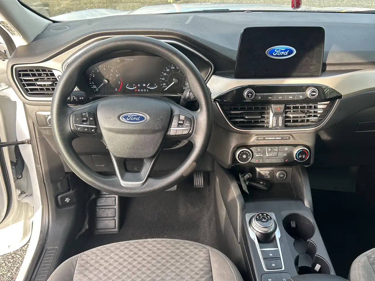 Ford Escape снимка Ford Escape