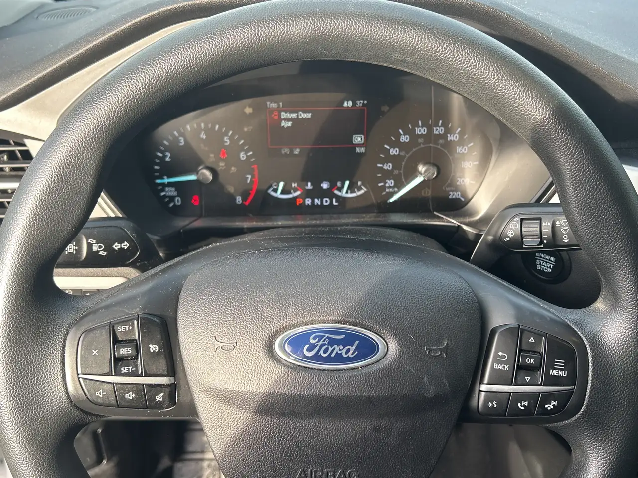 Ford Escape снимка Ford Escape