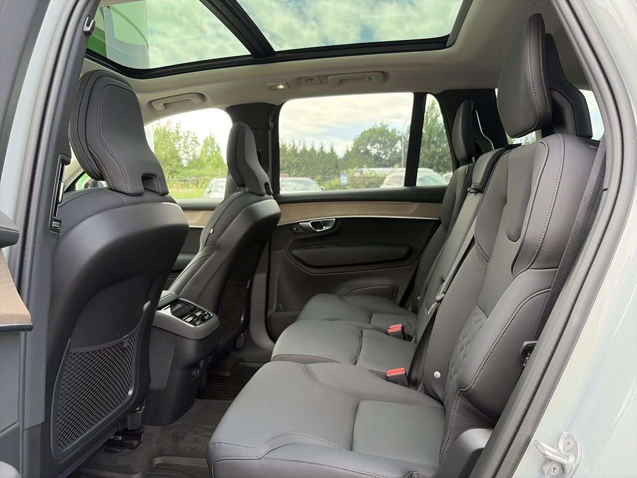 2026 Volvo XC90 B6 AWD Plus Dark Theme 7-Seater Local BC Unit | Ac thumb 30