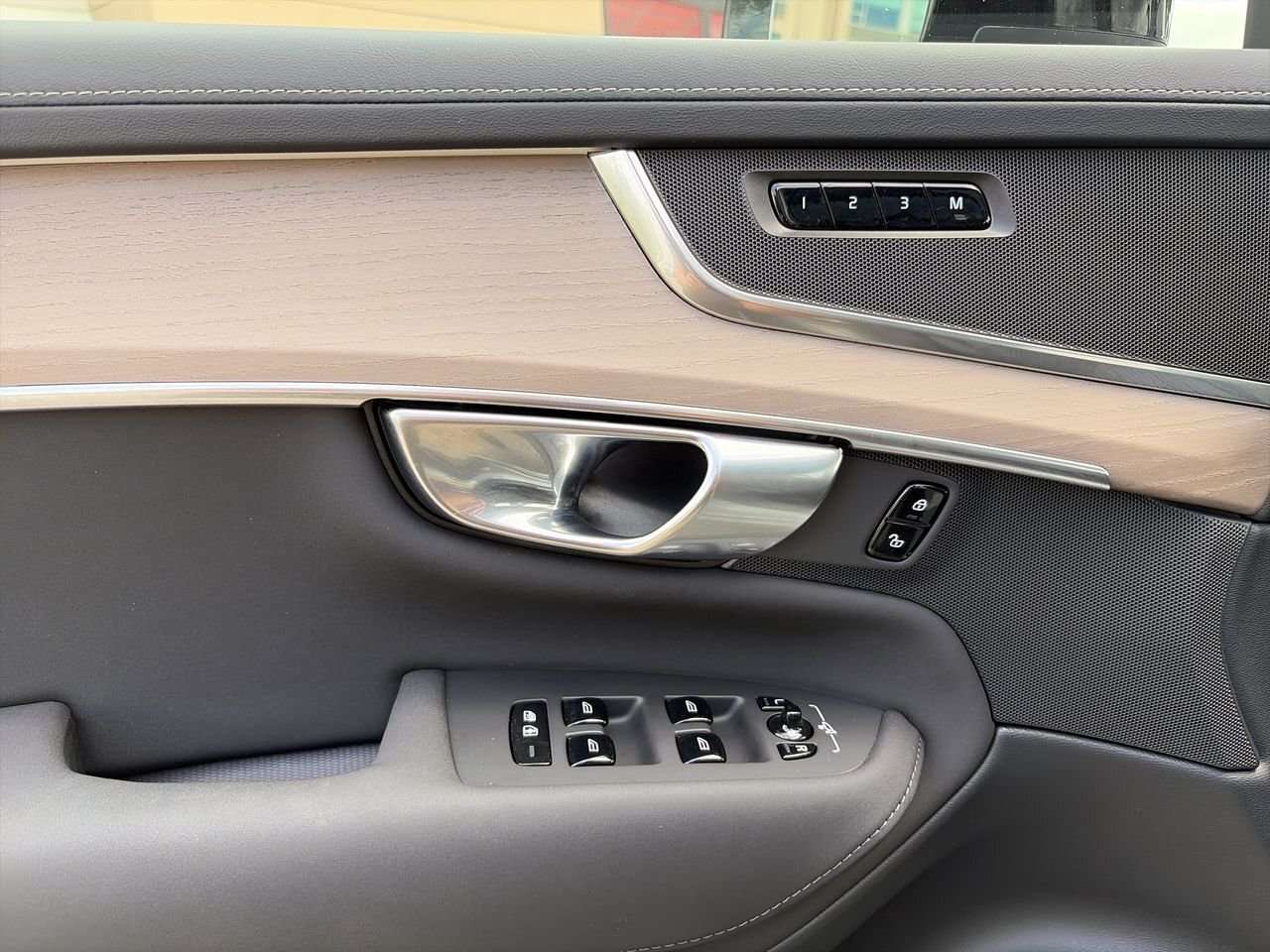 2026 Volvo XC90 B6 AWD Plus Dark Theme 7-Seater Local BC Unit | Ac thumb 21