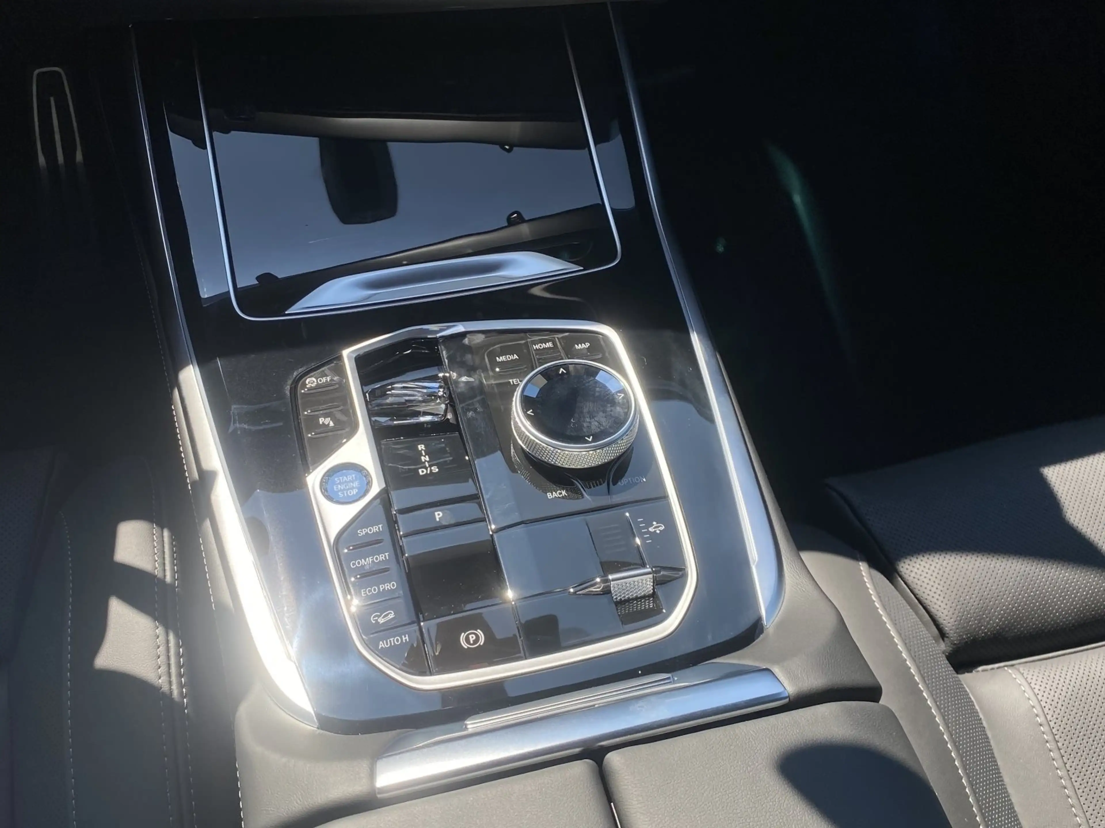 BMW X7 xDrive40d M Sport Pro|AHK|SkyLounge|DA-Prof. — photo 12