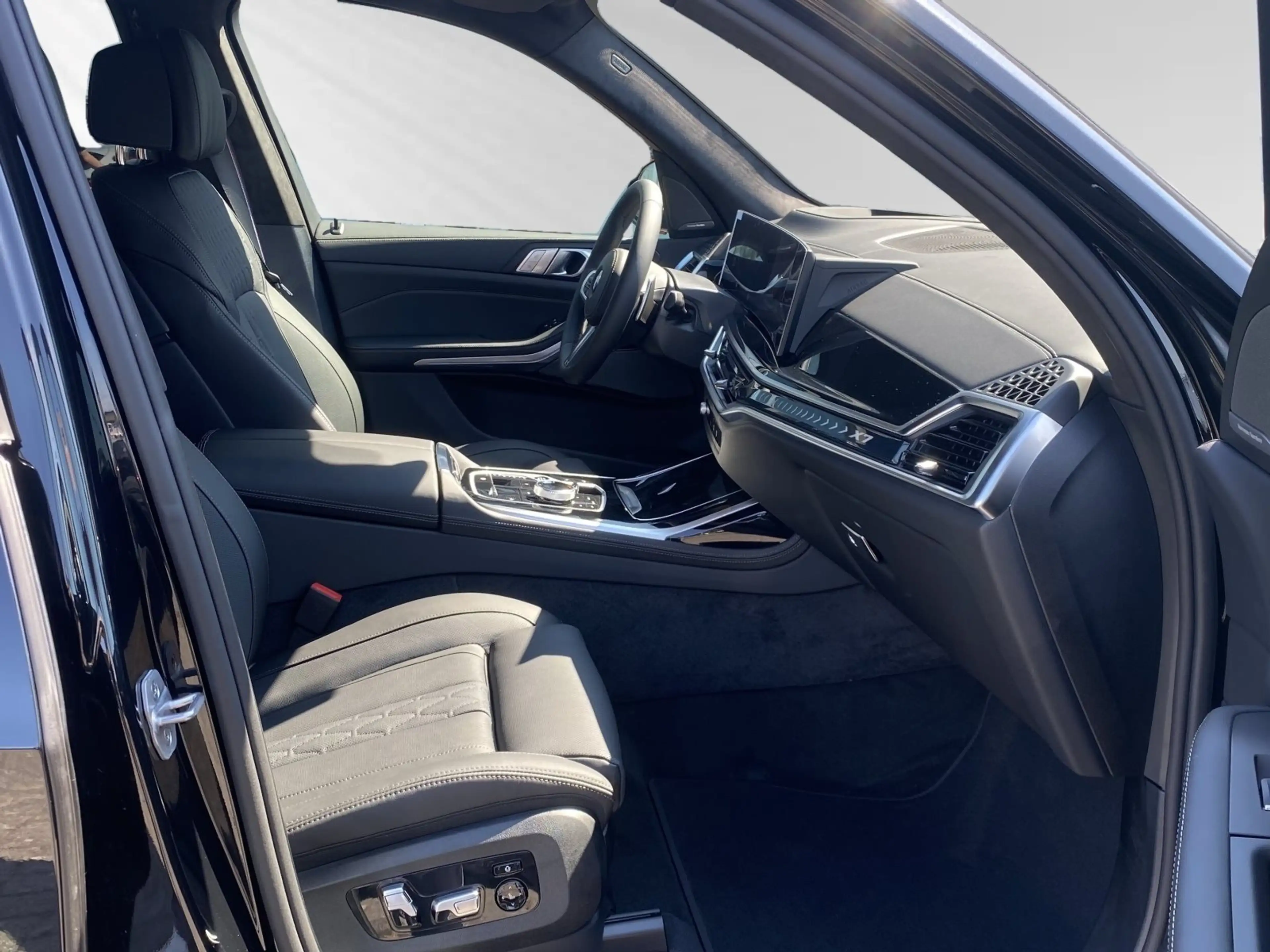 BMW X7 xDrive40d M Sport Pro|AHK|SkyLounge|DA-Prof. — photo 8
