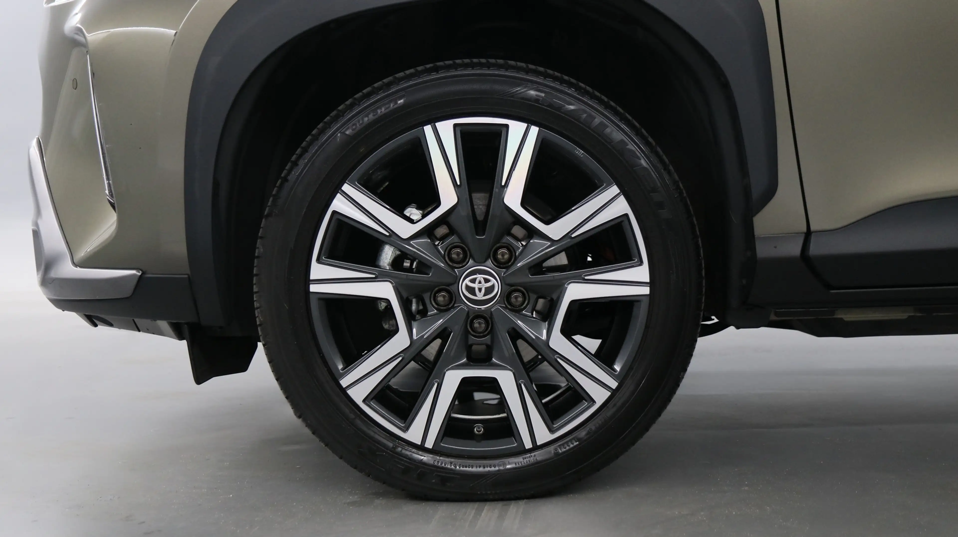 Toyota Yaris Cross 1.5 Hybrid 130 Launch Edition / Navigatie / Stoelv — photo 13