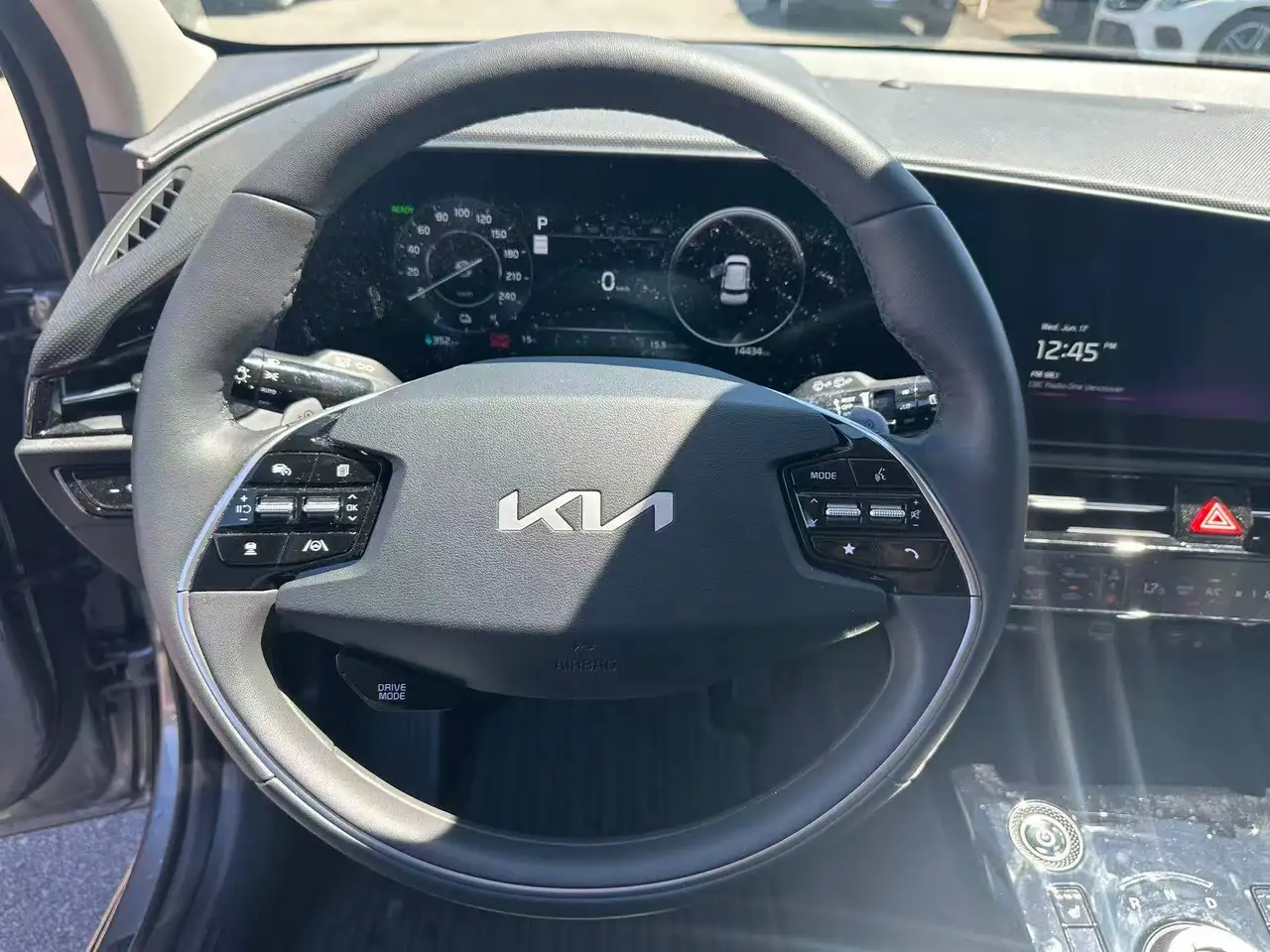 Kia Niro снимка Kia Niro