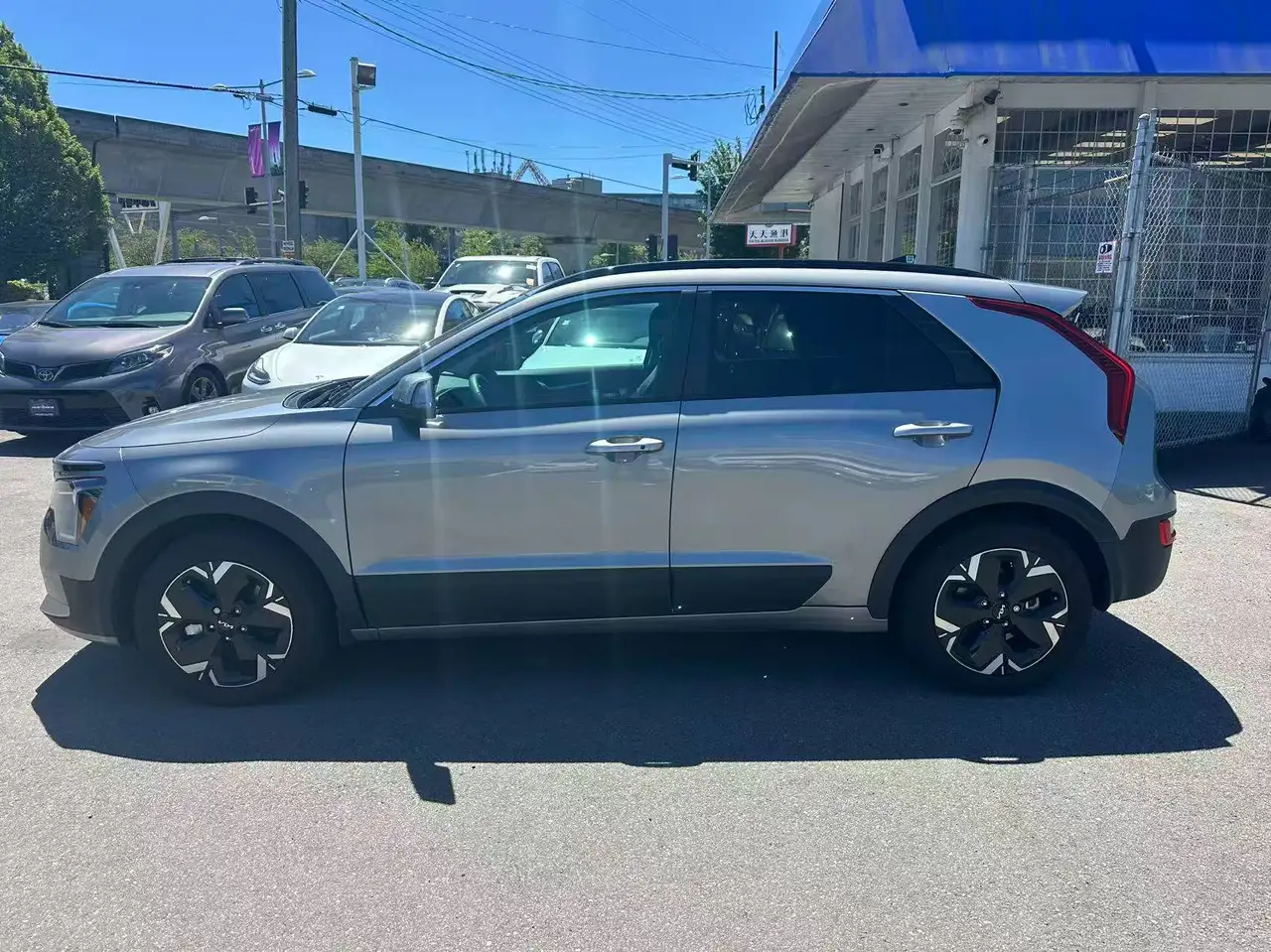 Kia Niro снимка Kia Niro