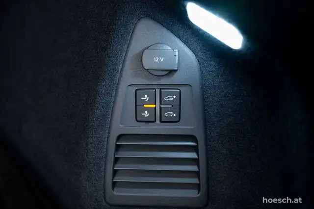 Volkswagen Touareg R-Line TDI 4M HEAD UP SITZKLIMA AHK ASSISTENZ Ansicht 9