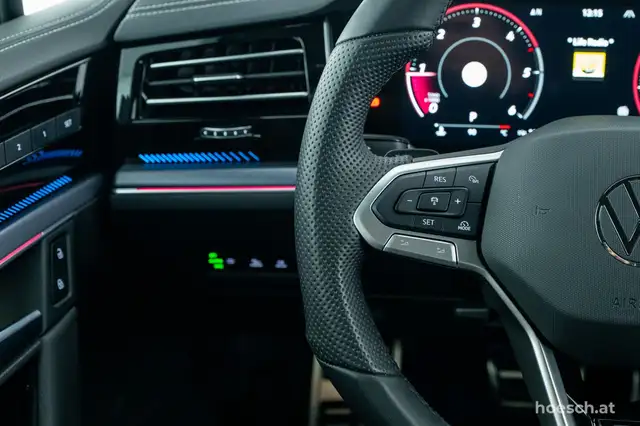 Volkswagen Touareg R-Line TDI 4M HEAD UP SITZKLIMA AHK ASSISTENZ Ansicht 27