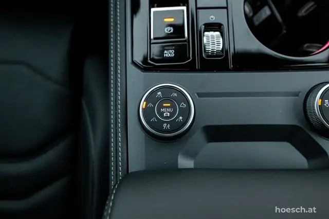 Volkswagen Touareg R-Line TDI 4M HEAD UP SITZKLIMA AHK ASSISTENZ Ansicht 31