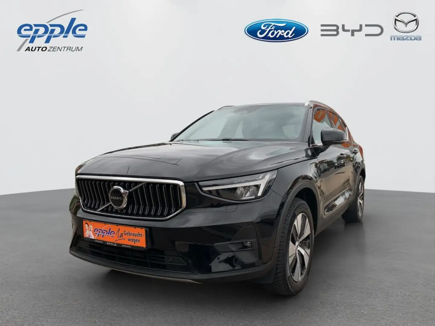 Volvo XC40 T4 Recharge DKG Core Schwarz - 1