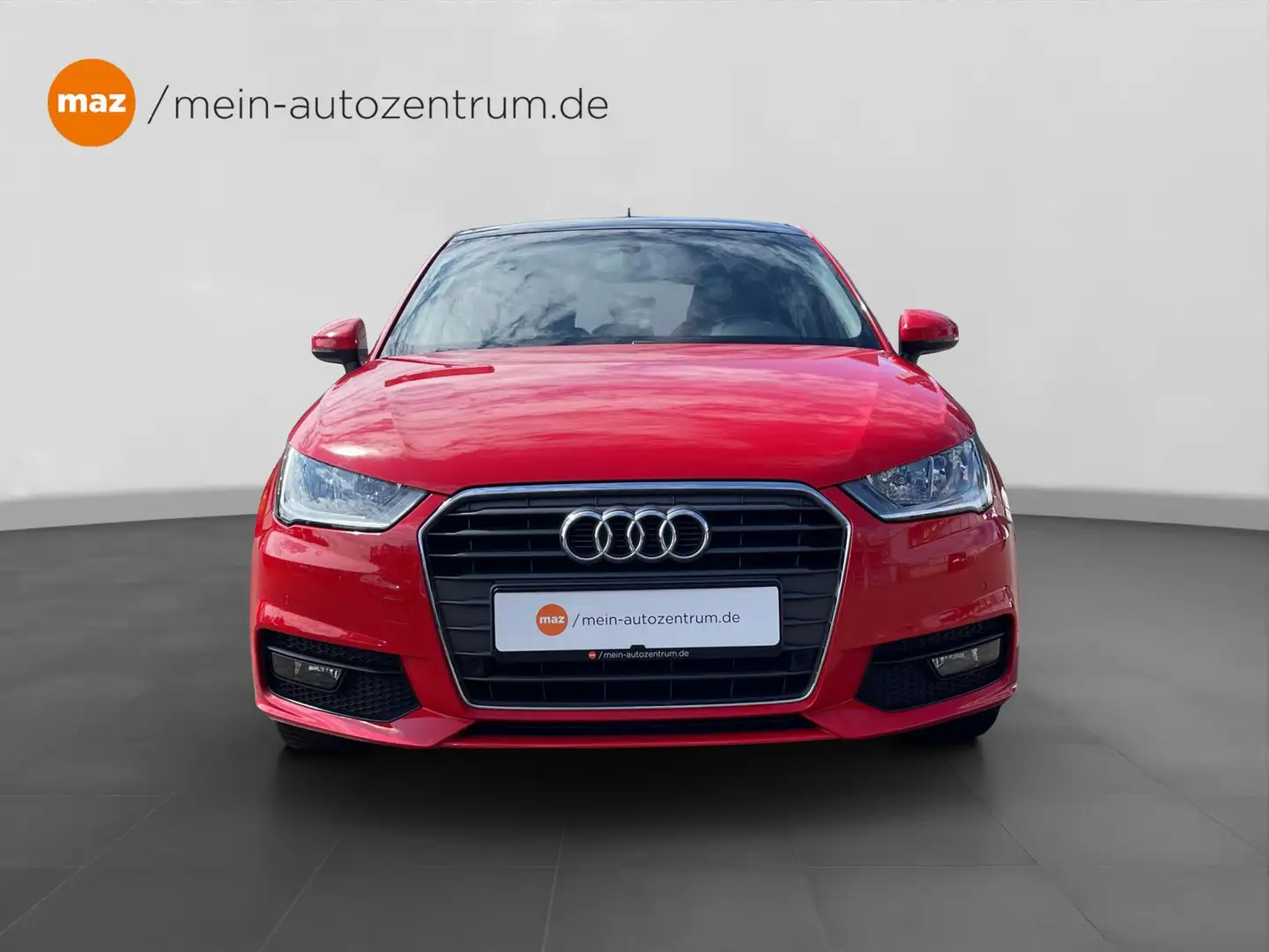 Audi A1 Sportback 1.4 TFSI Sport Alu Pano PDC Sportsitz Rood - 2