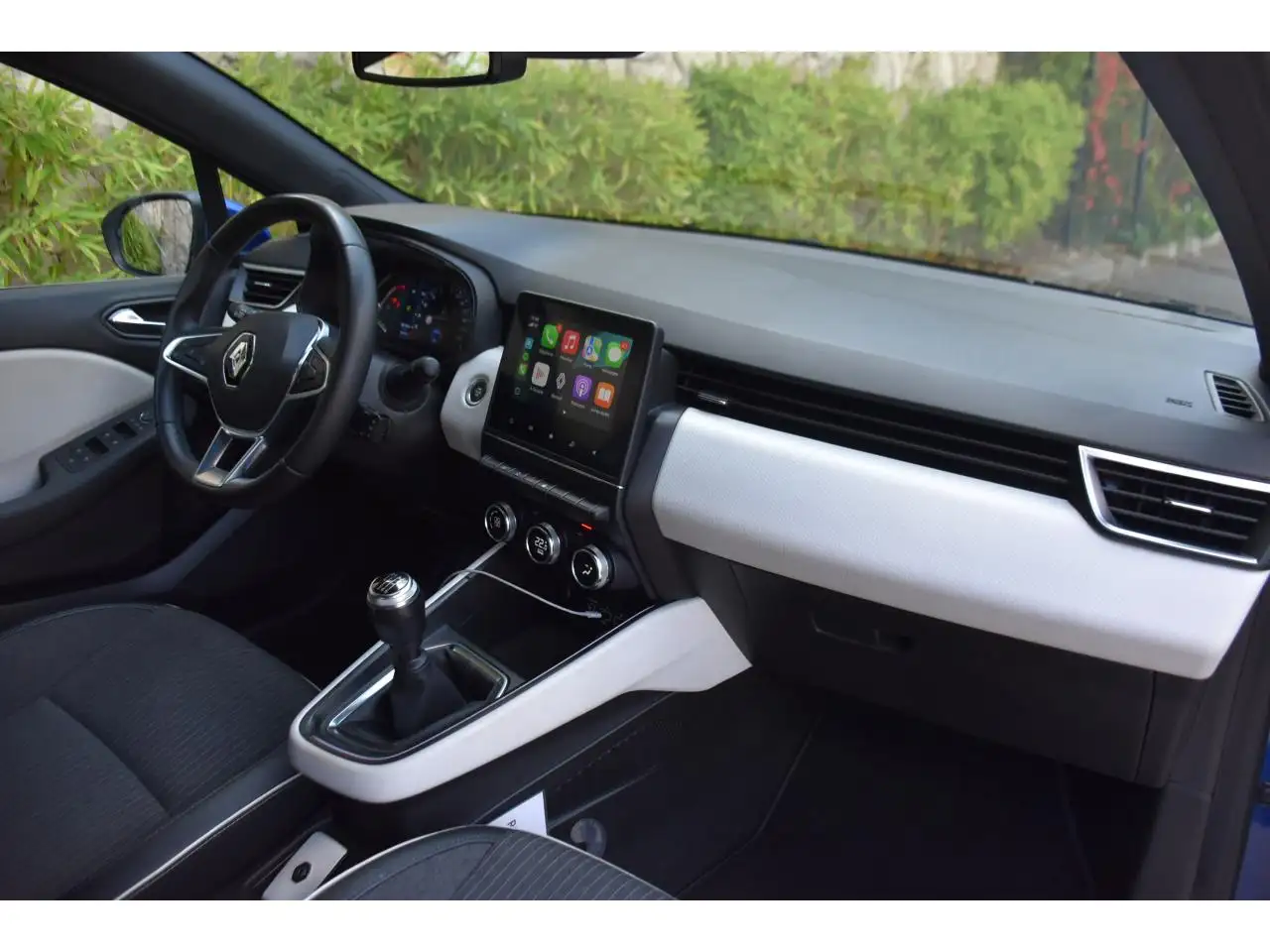 Renault Clio Citadine 5 portes — photo 5