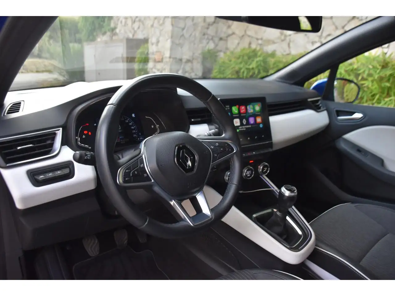 Renault Clio Citadine 5 portes — photo 18