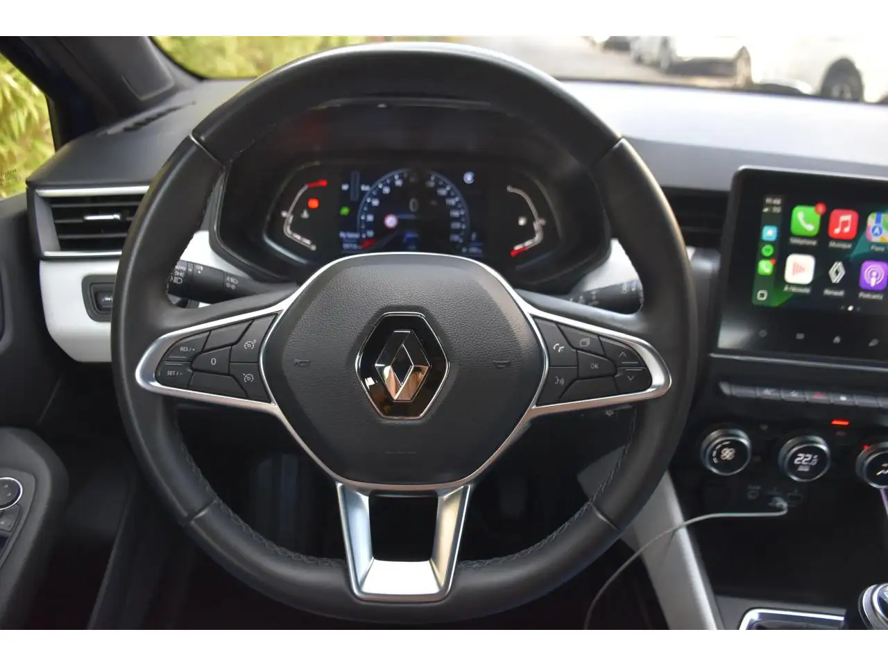 Renault Clio Citadine 5 portes — photo 14