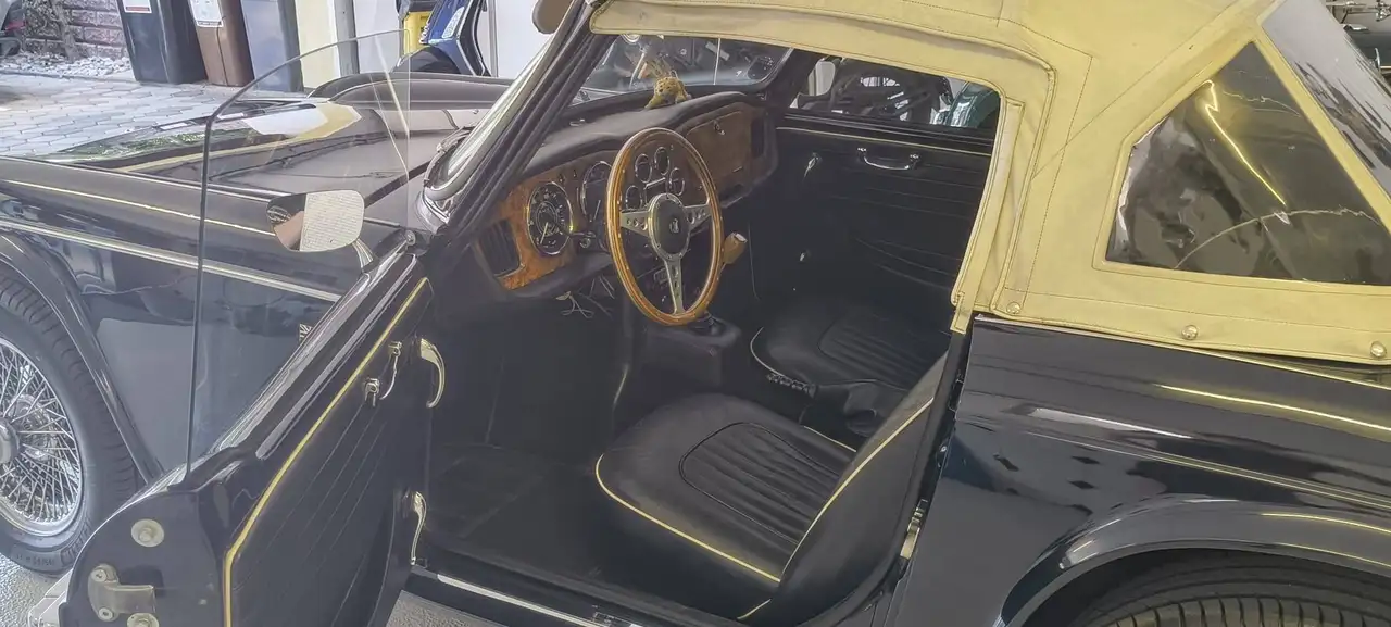 Triumph TR4 A IRS, foto 11