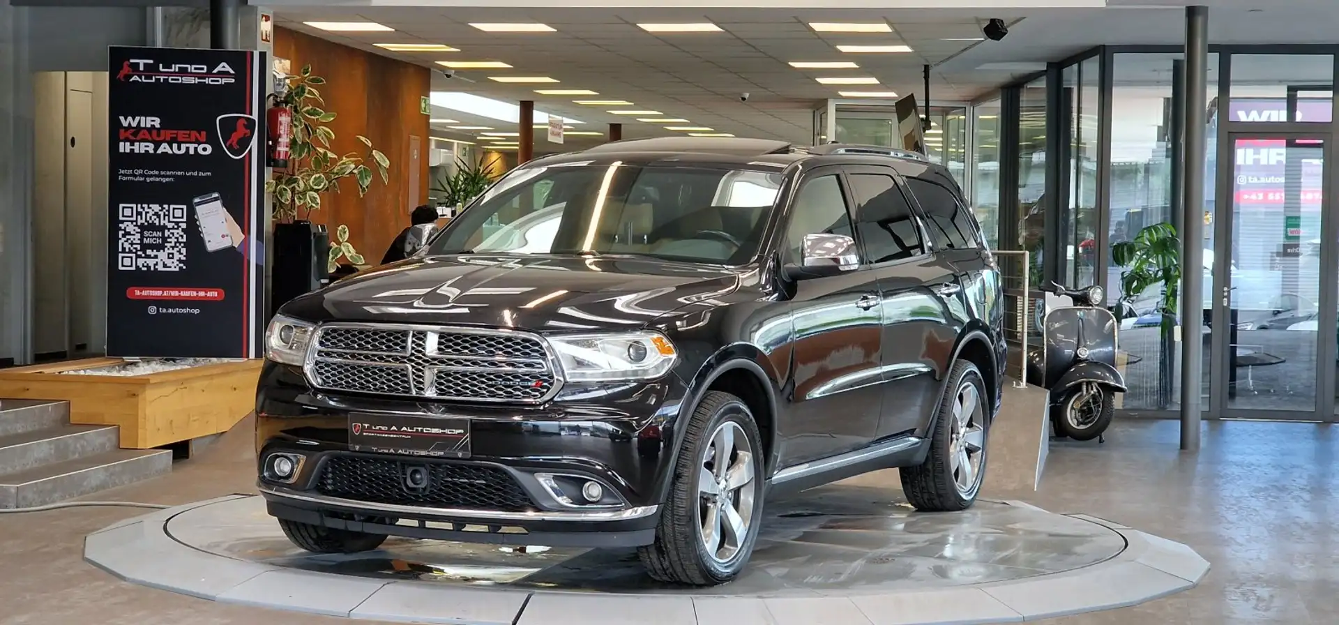 Dodge Durango Citadel AWD 7-Sitzer Aut. *Scheibedach*Kamera*Navi Schwarz - 1