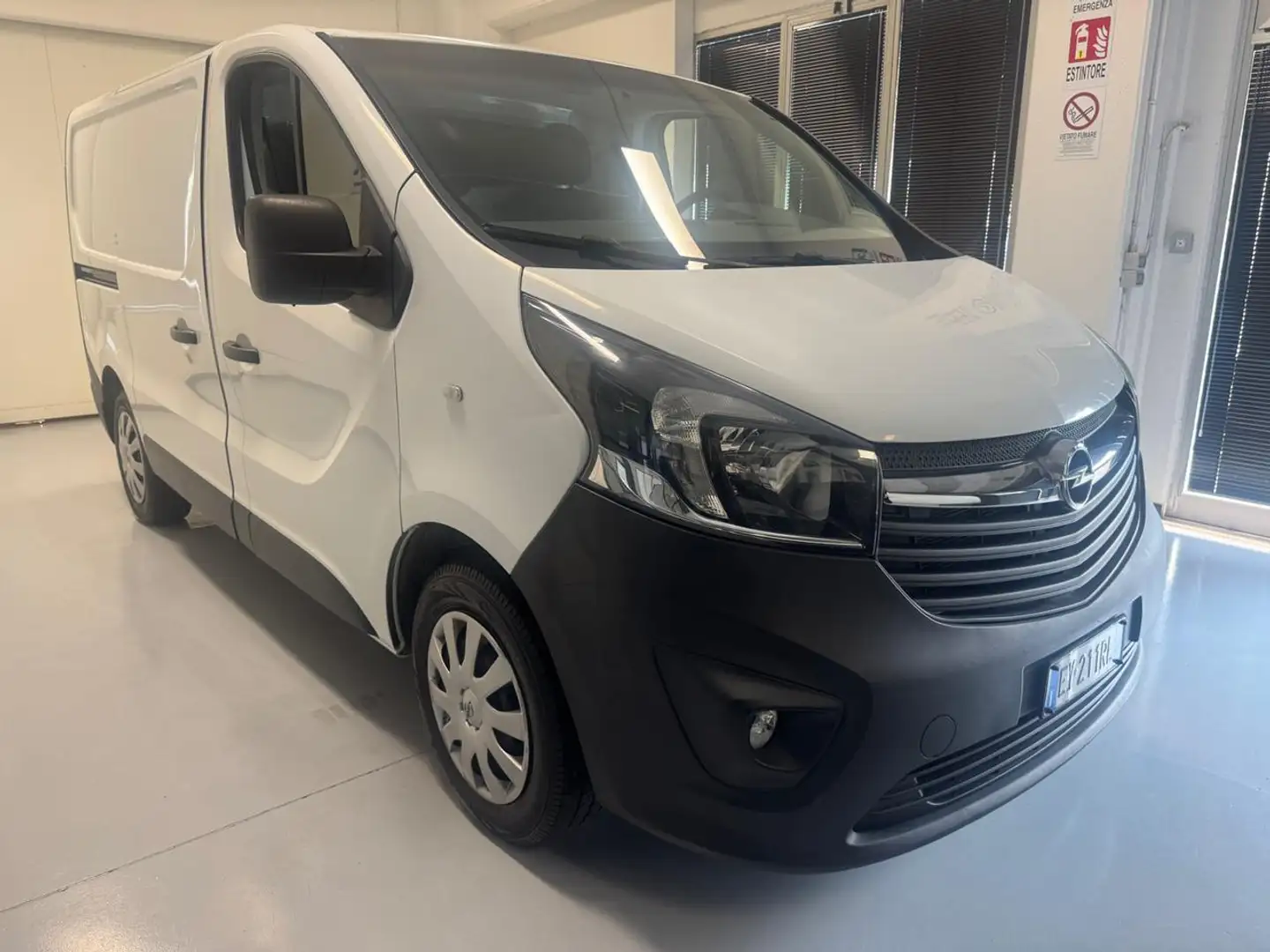 Opel Vivaro 29 1.6 BiTurbo S&S EcoFLEX PL-TA Furgone Edition Bianco - 2