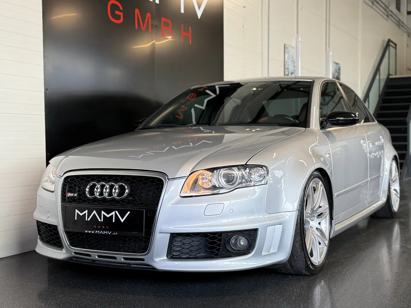 Audi RS4 4.2 FSI V8 quattro Motorsportsitze* H&R*Milltek Silber - 1
