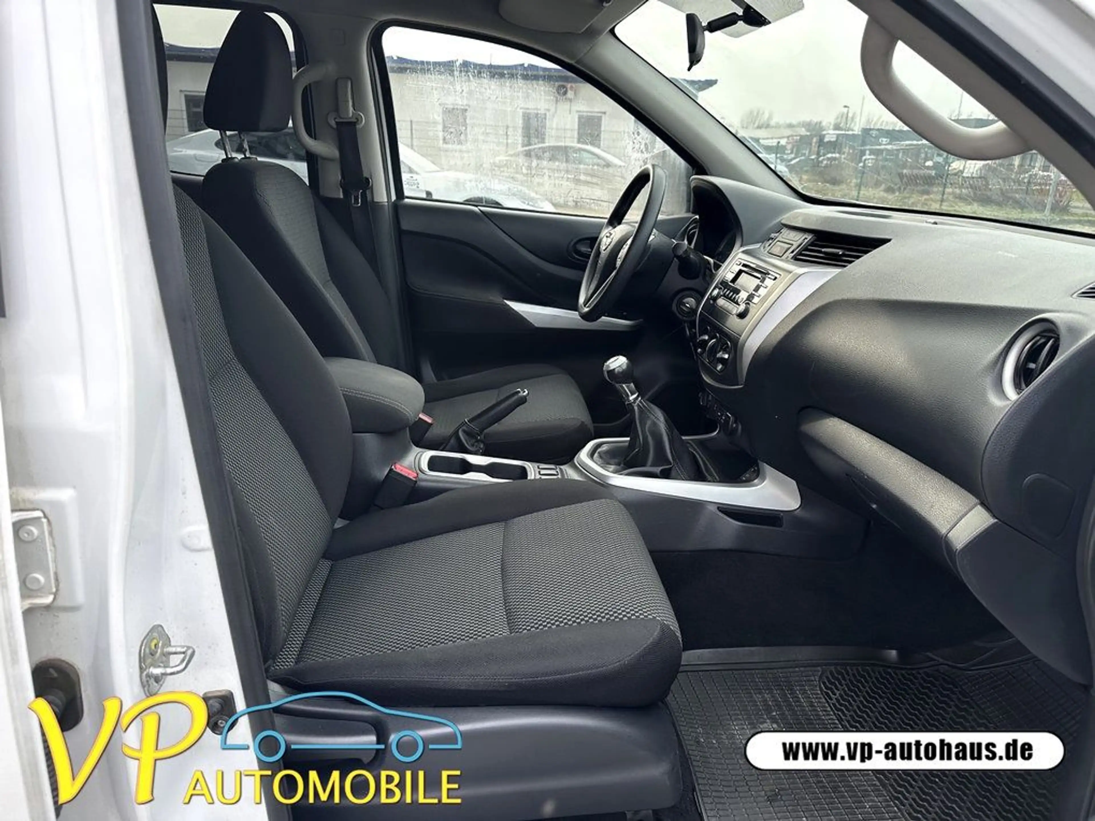 Nissan Navara Pick Up *4WD*KLIMA*Diff.-Sperre*AHK* — photo 8