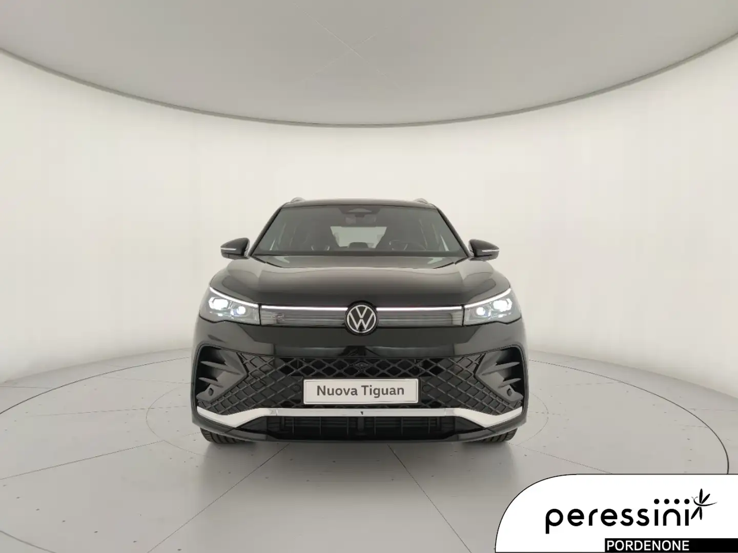 Volkswagen Tiguan Nuova Tiguan R-Line 2.0 TDI SCR 142 kW (193 CV) DS Grigio - 2