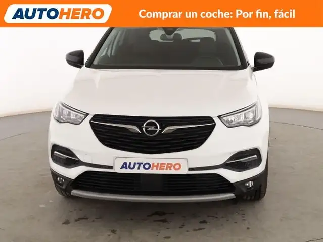 Opel Grandland view 9