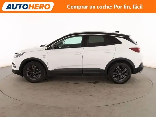 Opel Grandland view 3