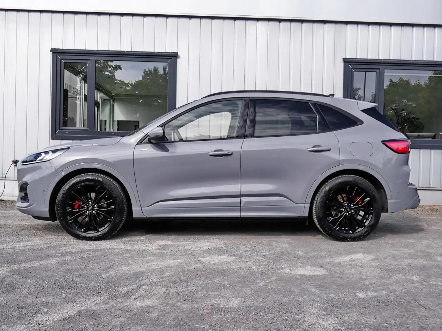 Ford Kuga ST-Line Tech Edition Autom+AHK+LED+TWA+Navi Klima Grey - 2