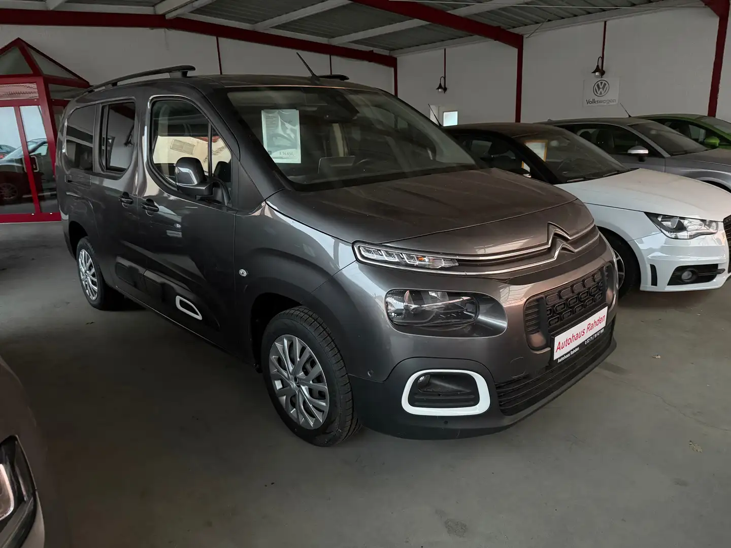Citroen Berlingo Berlingo XL 7-Sitzer PureTech 110 FEEL Gris - 1