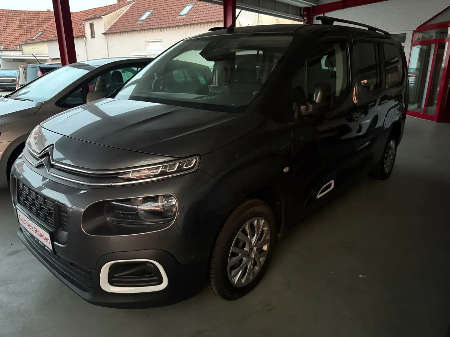 Citroen Berlingo Berlingo XL 7-Sitzer PureTech 110 FEEL Gris - 2